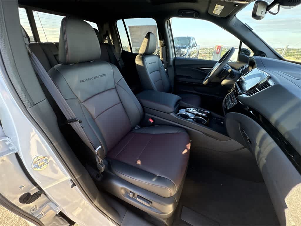 Thumbnail: 2025 Honda Ridgeline - 26