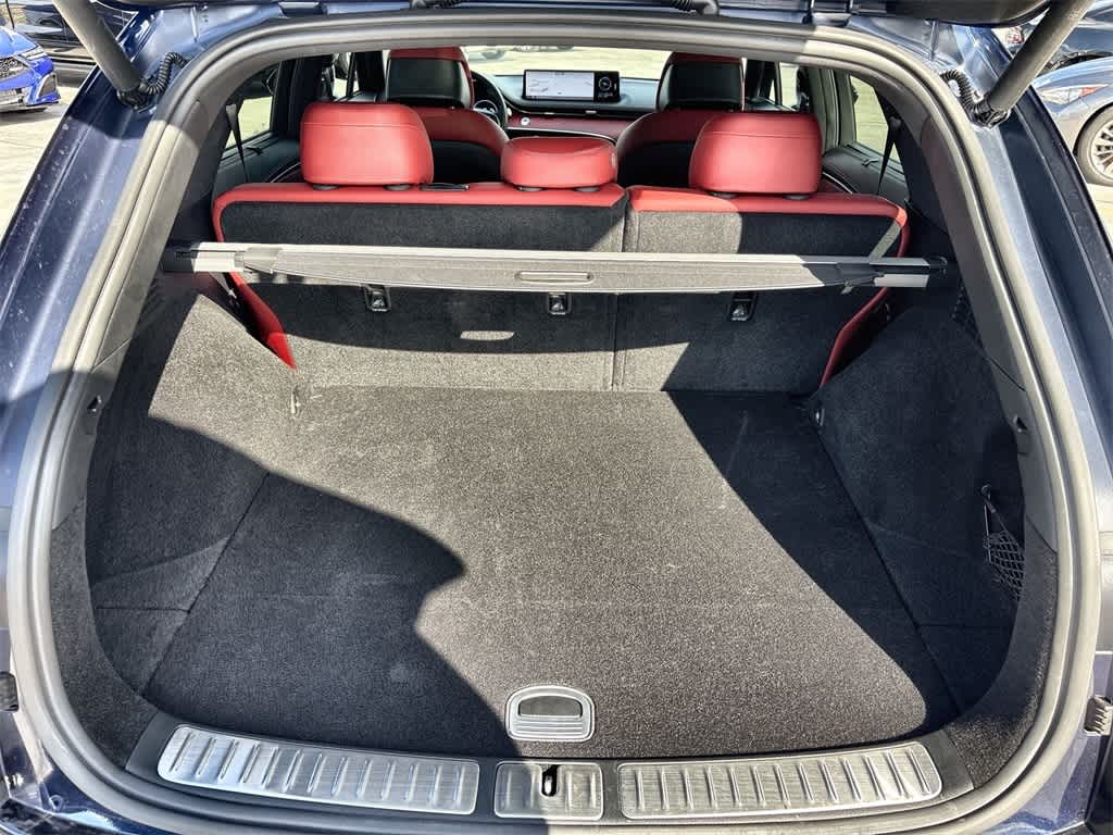 Thumbnail: 2024 Genesis GV70 - 24