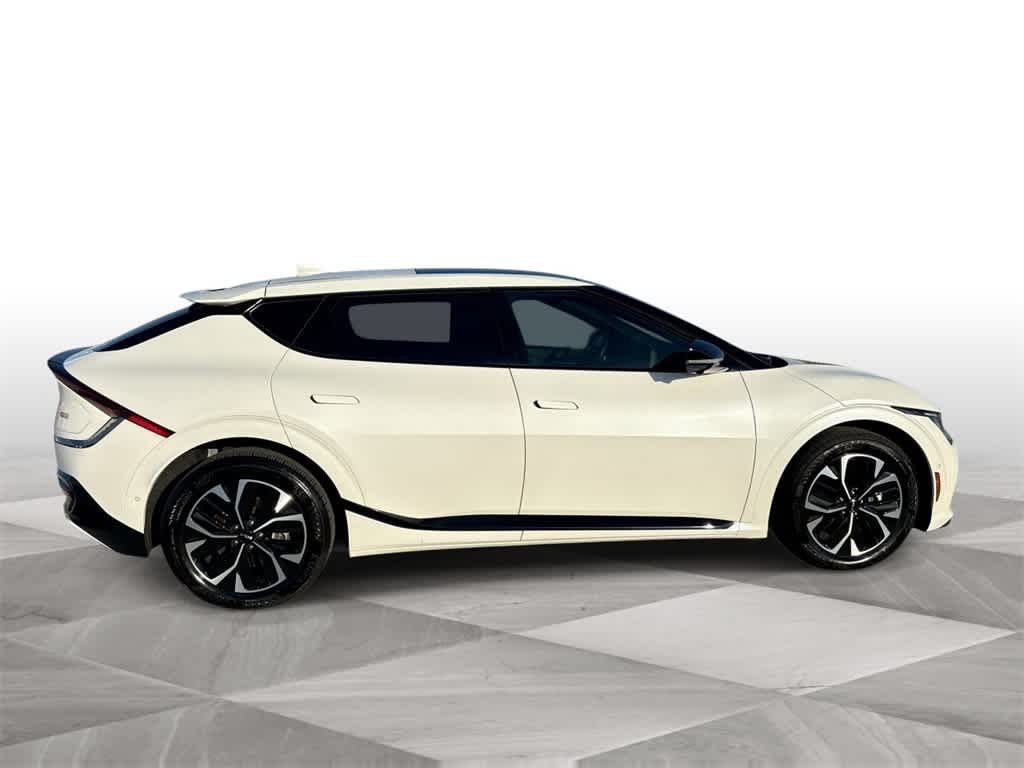 Thumbnail: 2024 Kia EV6 - 9