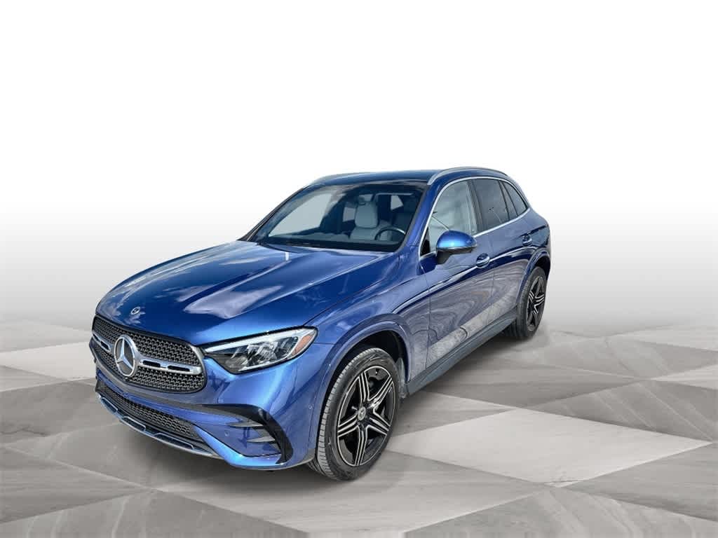 Thumbnail: 2023 Mercedes-Benz GLC - 4