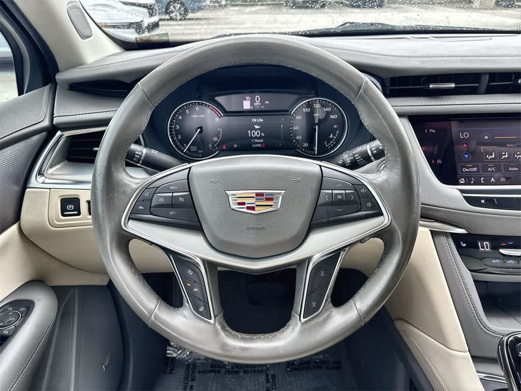 Thumbnail: 2023 Cadillac XT5 - 14