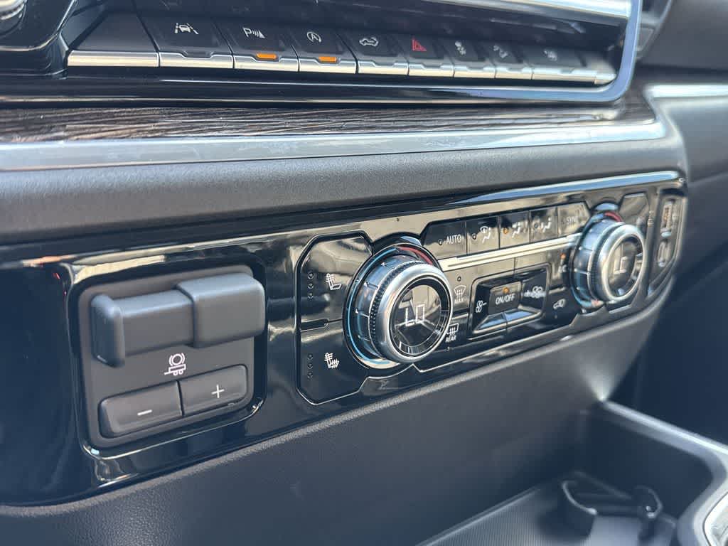 Thumbnail: 2026 GMC Sierra 1500 - 19