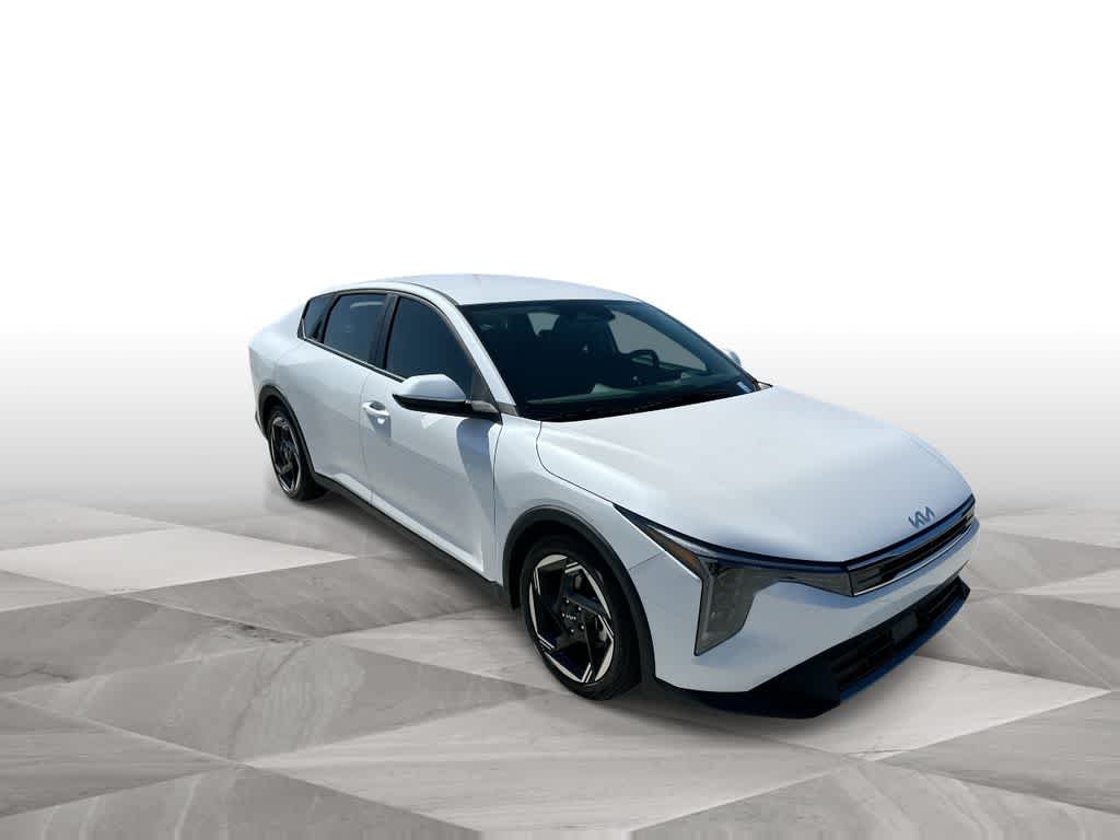 Thumbnail: 2025 Kia K4 - 2