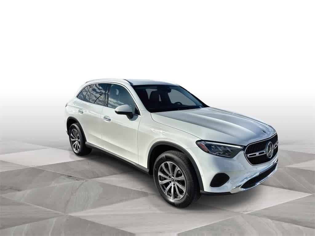 Thumbnail: 2024 Mercedes-Benz GLC - 2