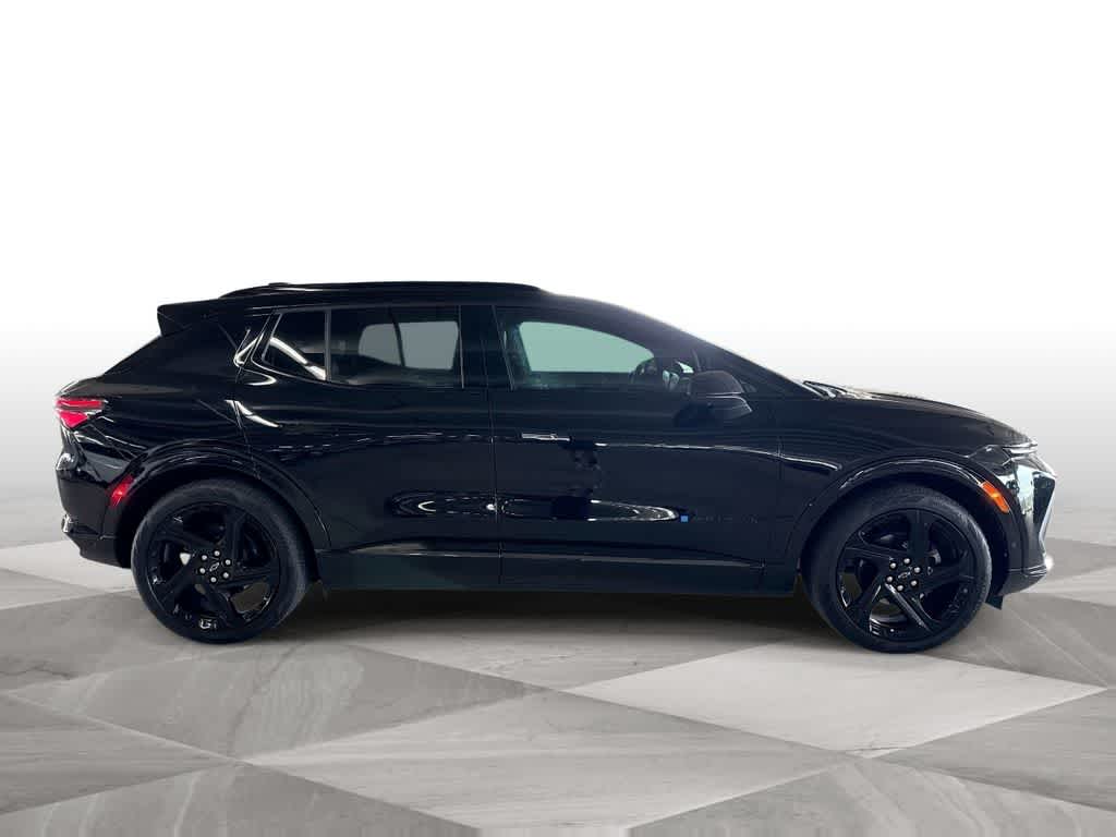 Thumbnail: 2024 Chevrolet Equinox - 9