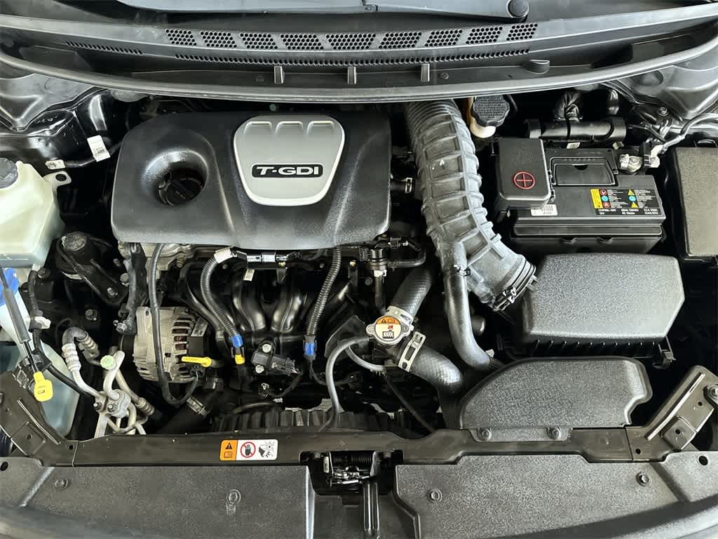 Thumbnail: 2018 Kia Forte - 12