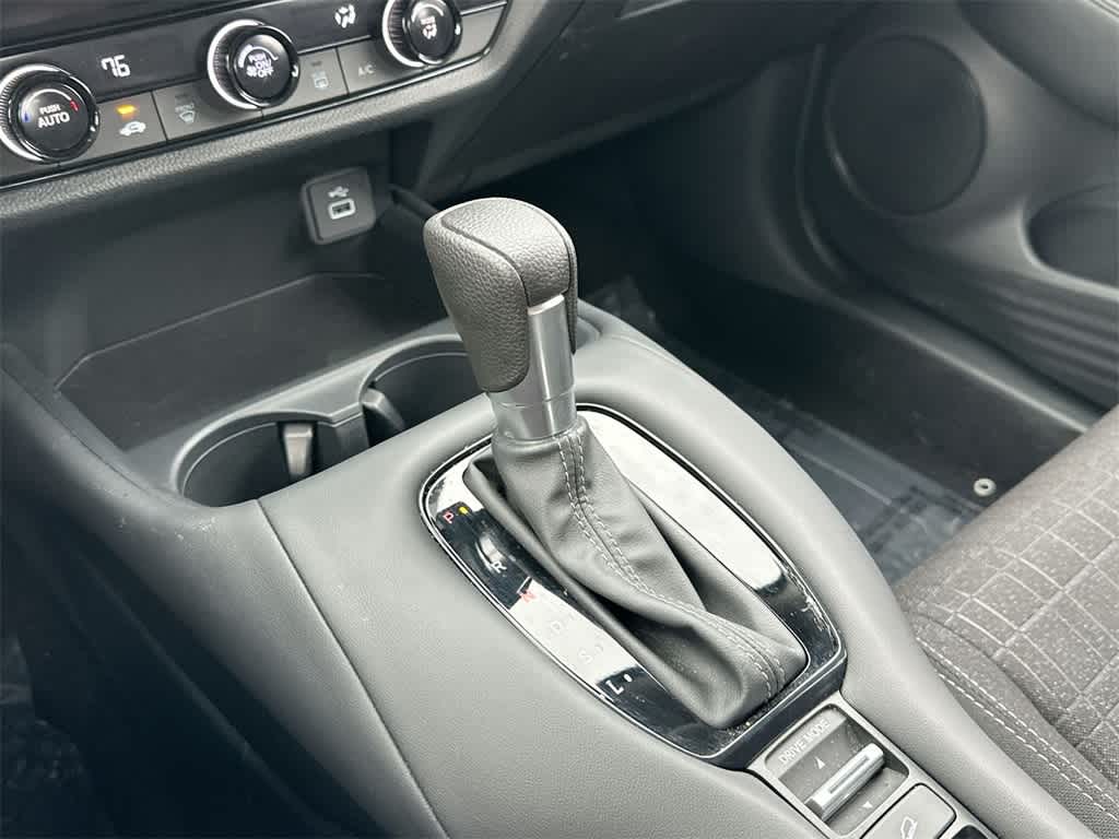 Thumbnail: 2025 Honda HR-V - 20