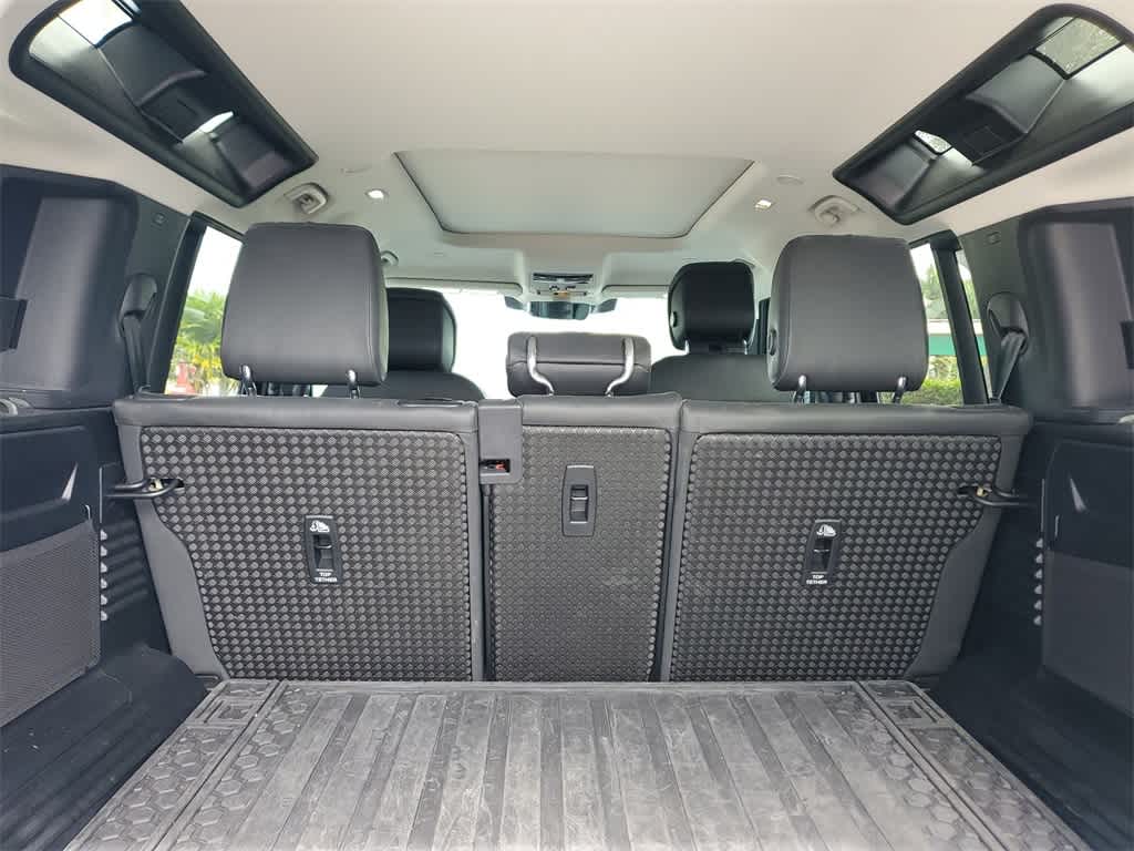 Thumbnail: 2024 Land Rover Defender - 11