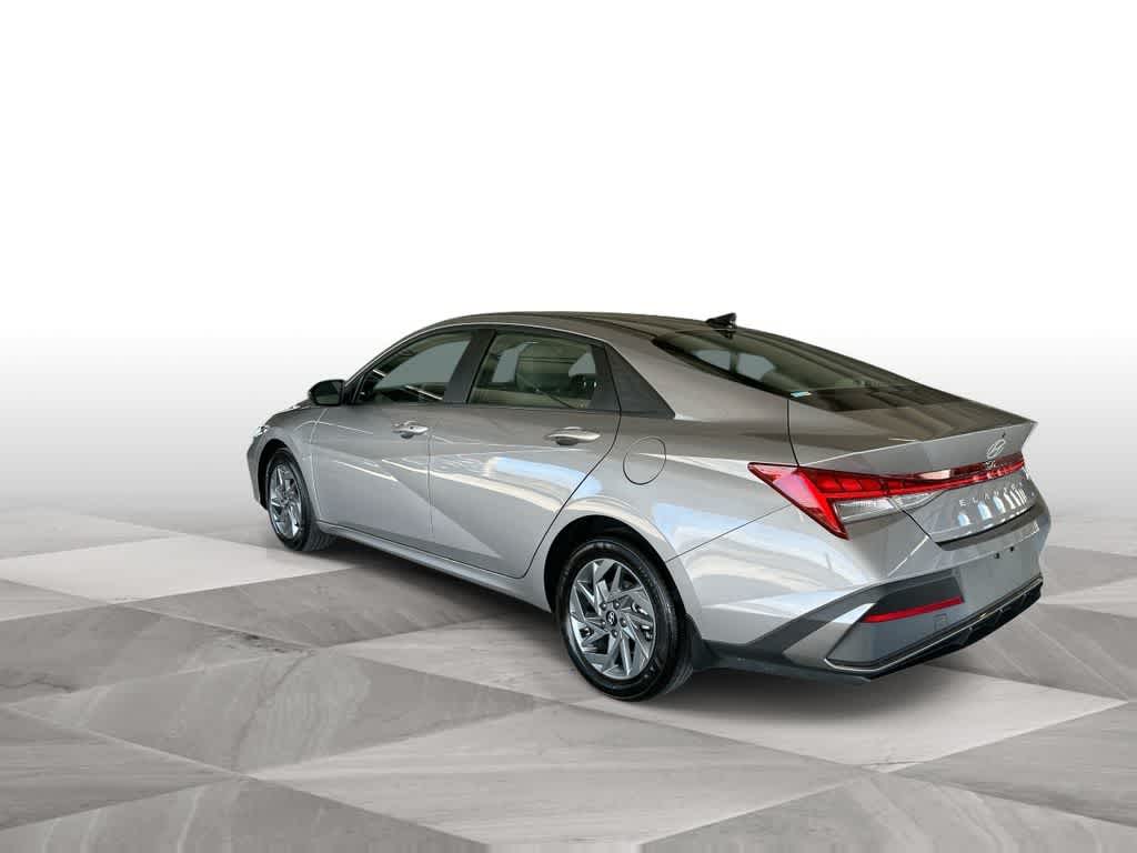 Thumbnail: 2025 Hyundai Elantra - 6