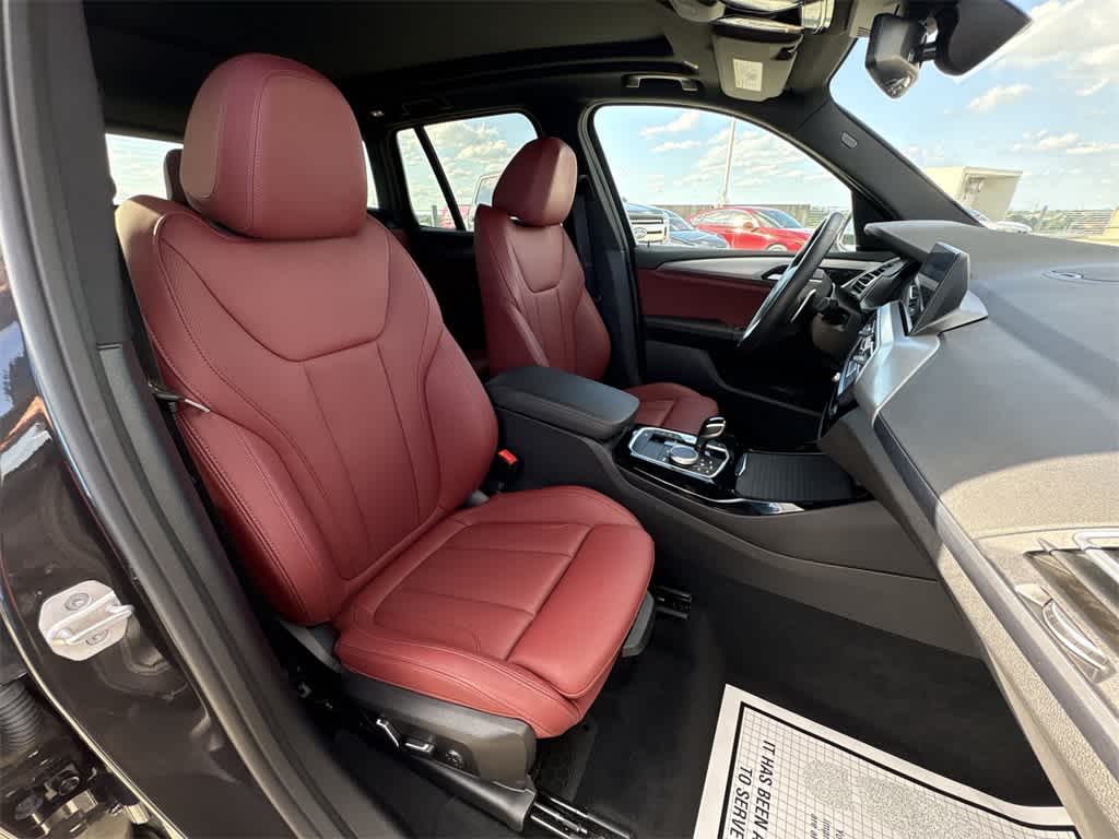 Thumbnail: 2024 BMW X3 - 23