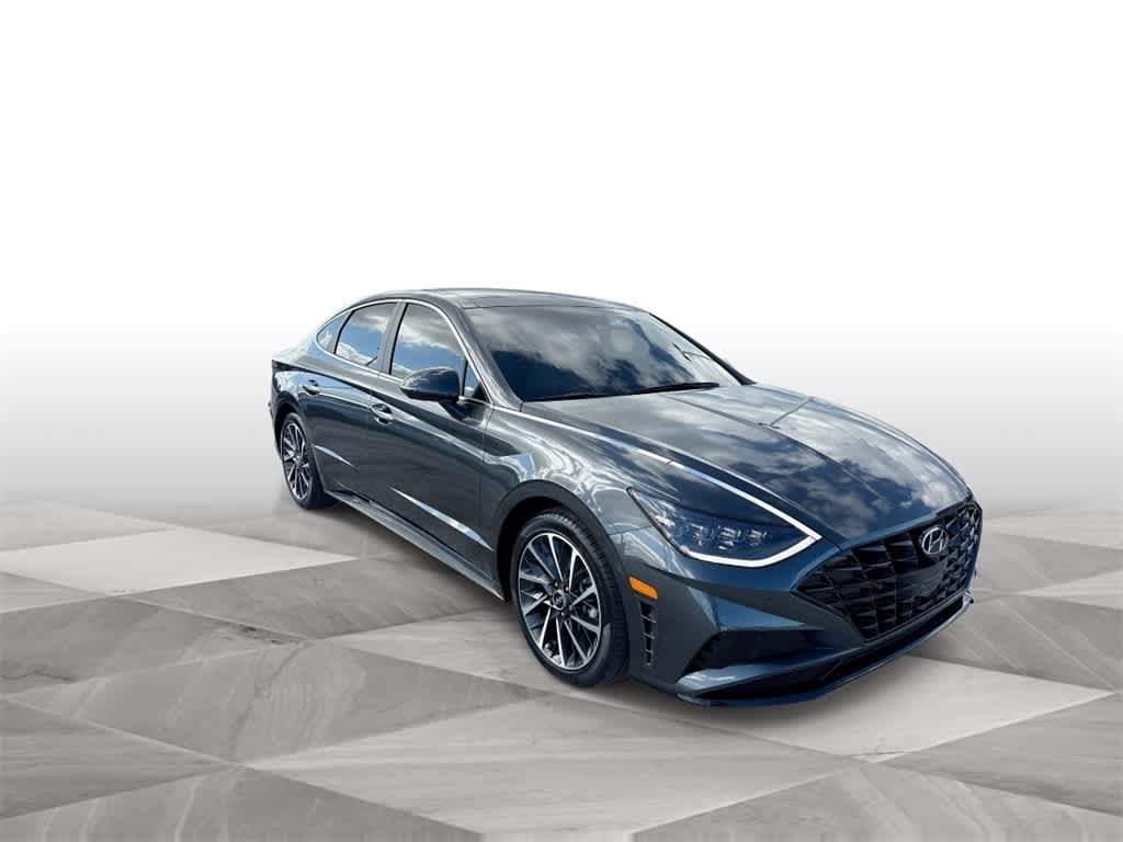 Thumbnail: 2023 Hyundai Sonata - 2