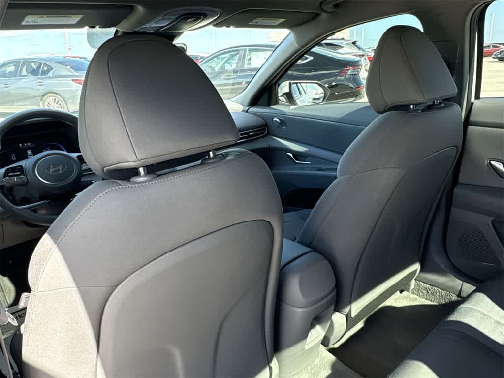 Thumbnail: 2024 Hyundai Elantra - 22