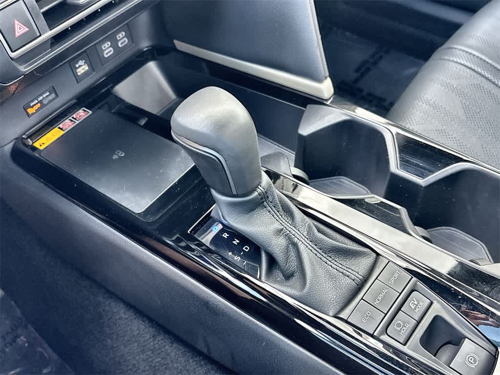 Thumbnail: 2025 Toyota Camry - 20