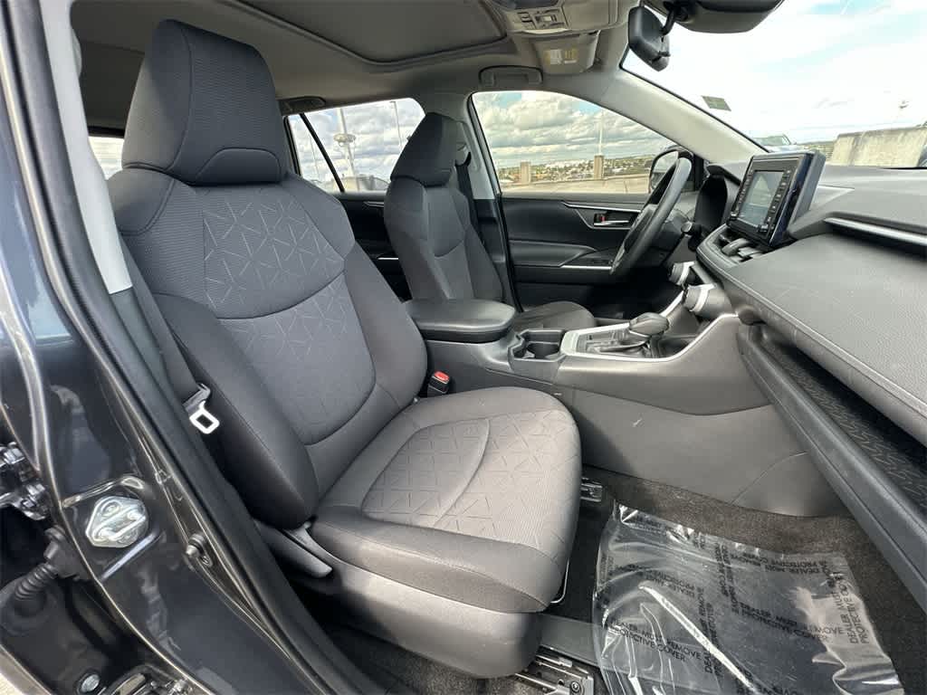 Thumbnail: 2019 Toyota RAV4 - 26