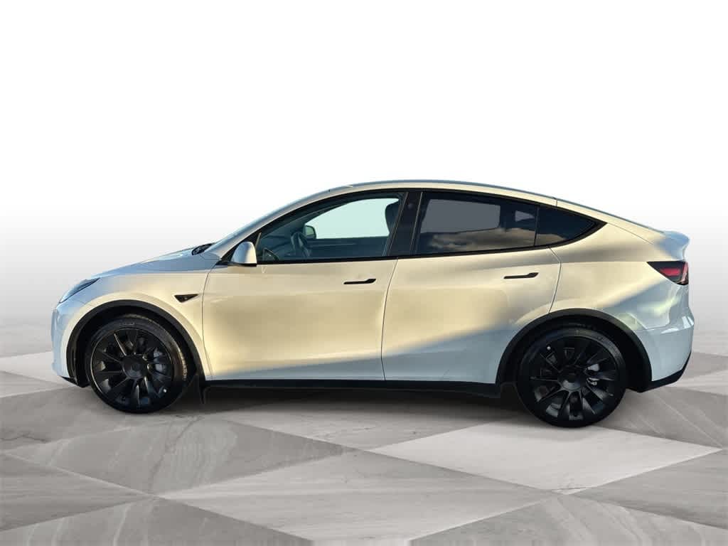 Thumbnail: 2023 Tesla Model Y - 5