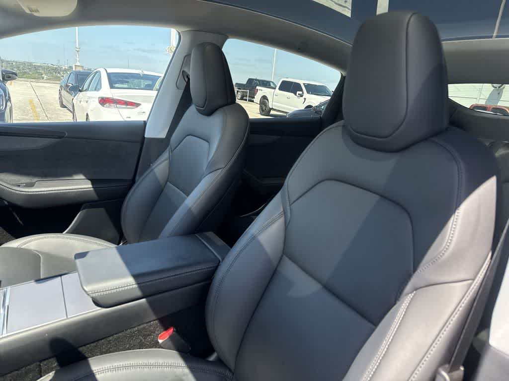 Thumbnail: 2026 Tesla Model Y - 13