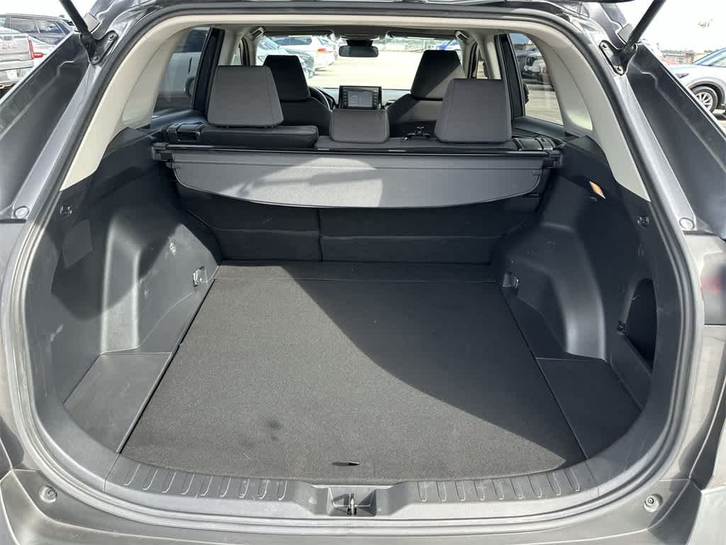 Thumbnail: 2019 Toyota RAV4 - 24