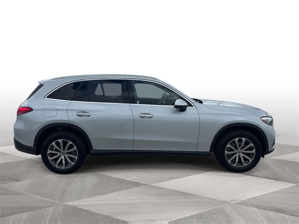 Thumbnail: 2024 Mercedes-Benz GLC - 9