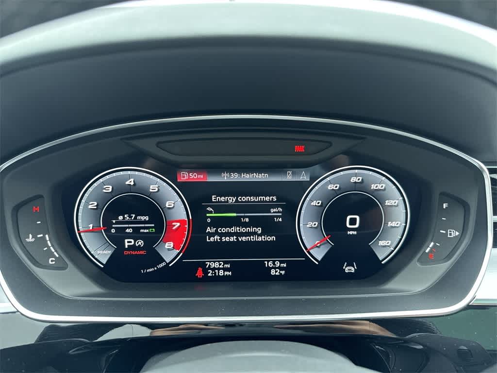 Thumbnail: 2023 Audi S8 - 16