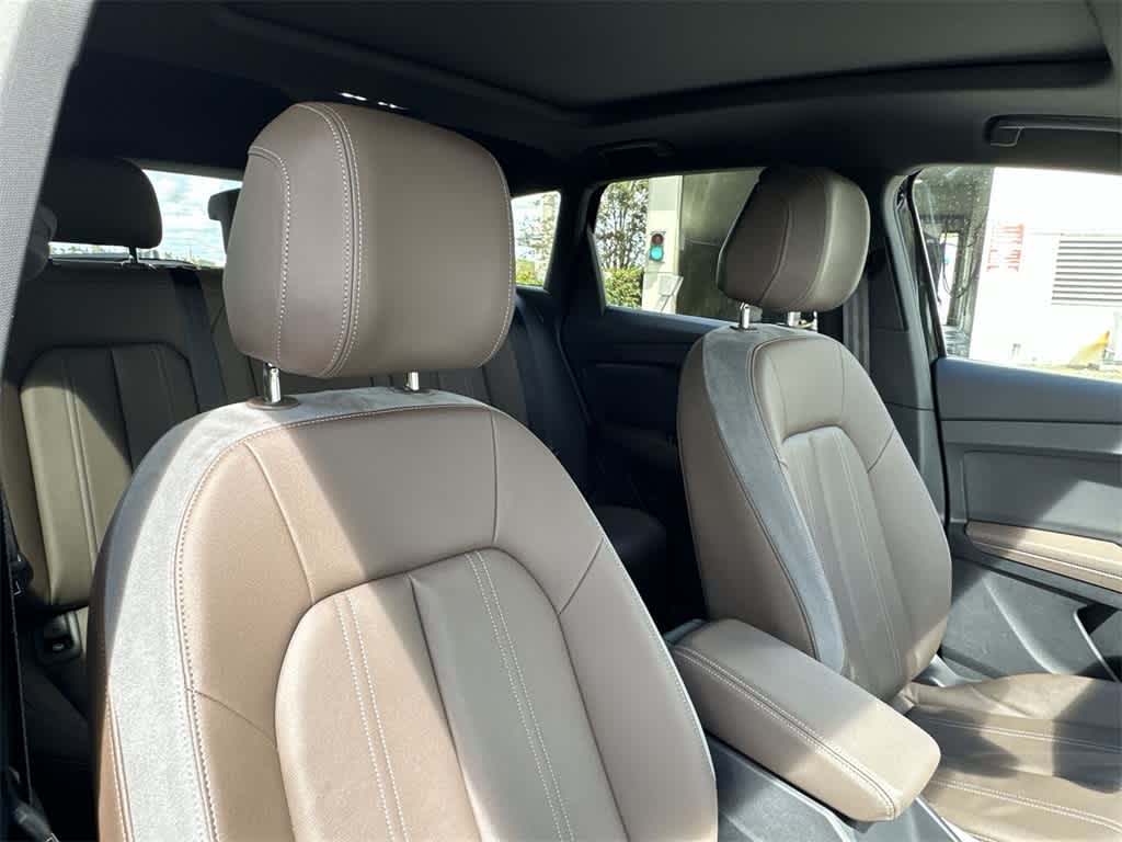 Thumbnail: 2025 Audi Q4 e-tron - 26