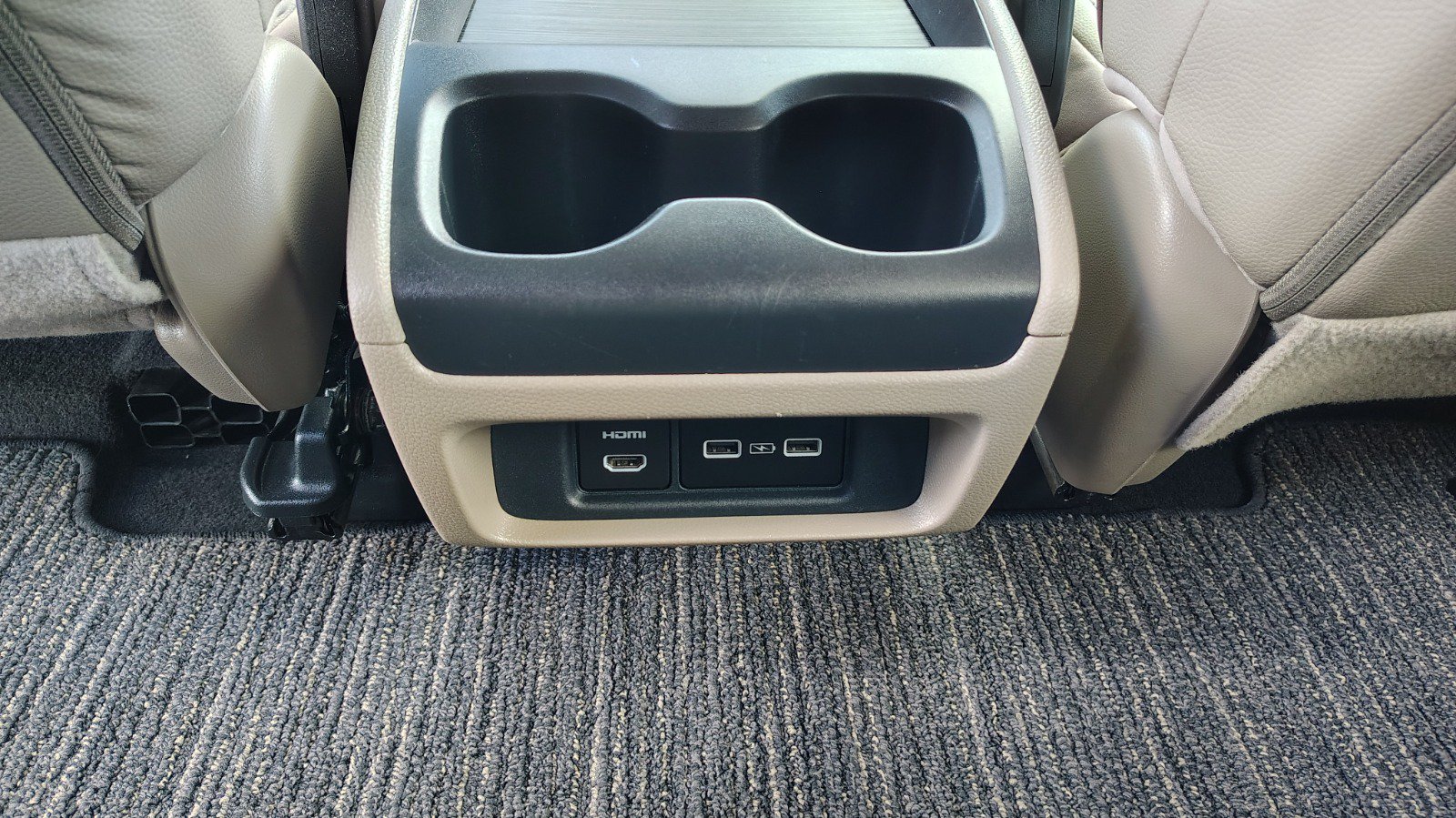 2023 Honda Odyssey Elite - Photo 27