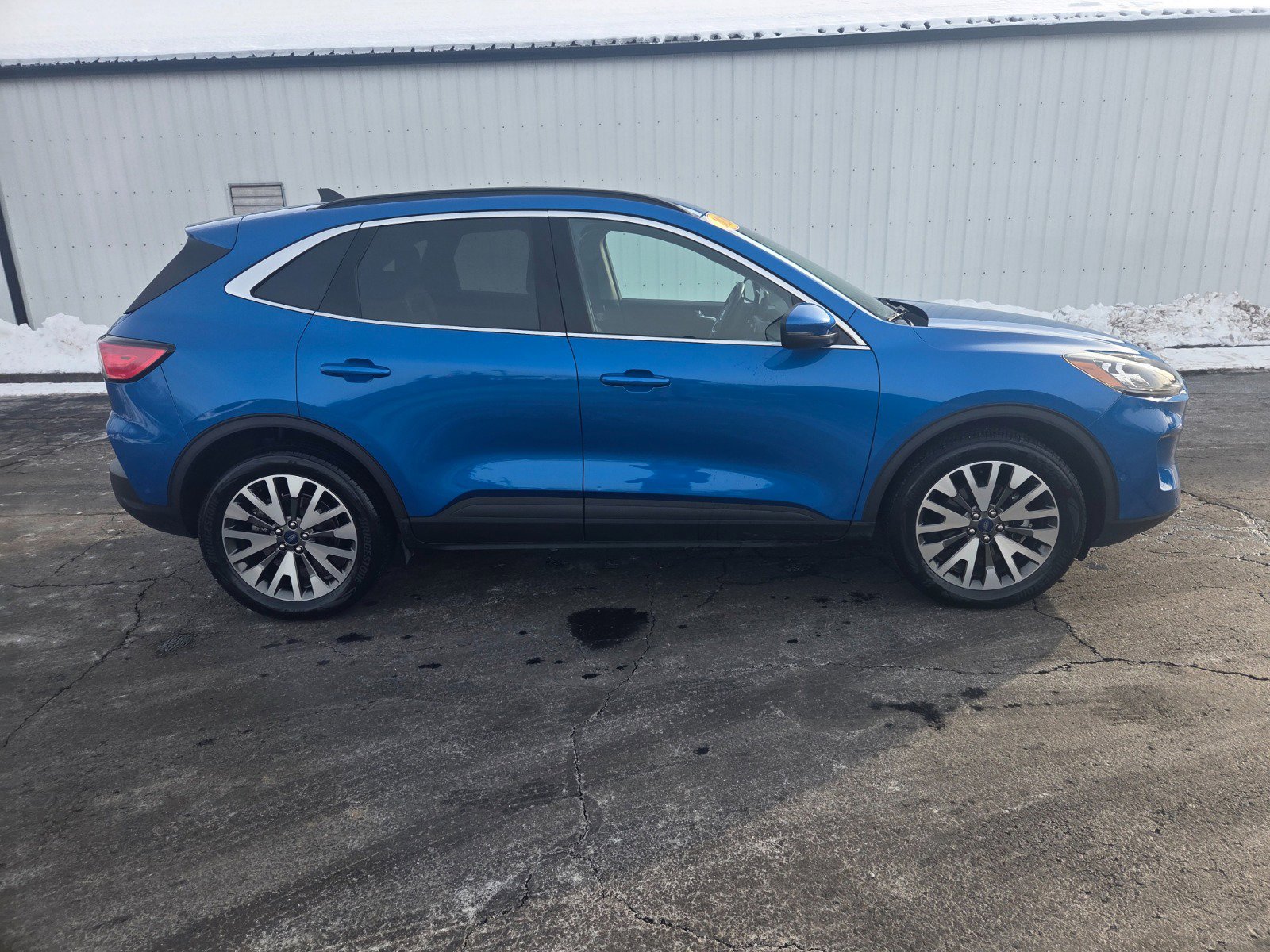 Used 2020 Ford Escape Titanium with VIN 1FMCU9J98LUB48425 for sale in Connersville, IN