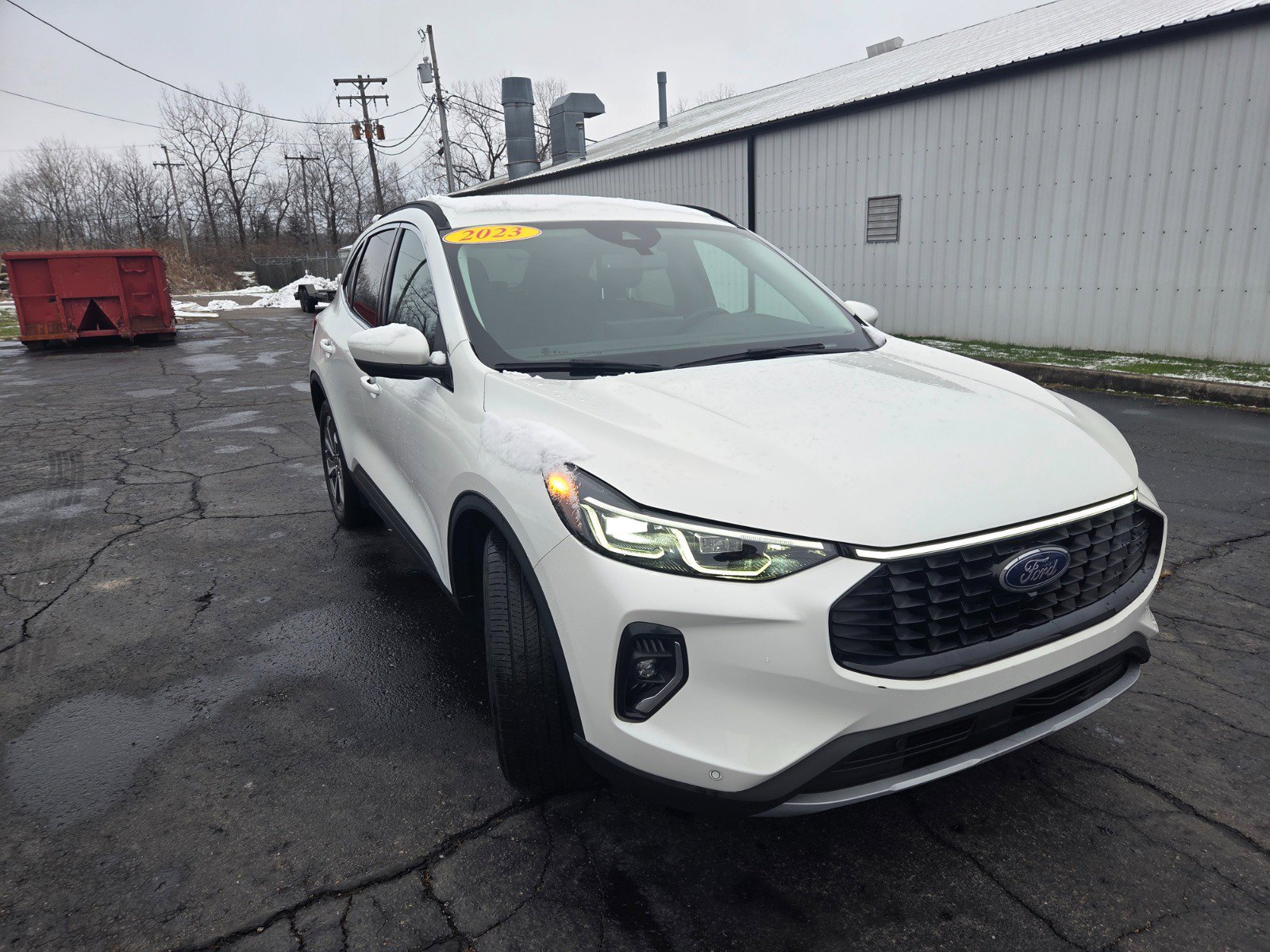 2023 Ford Escape Platinum's photo