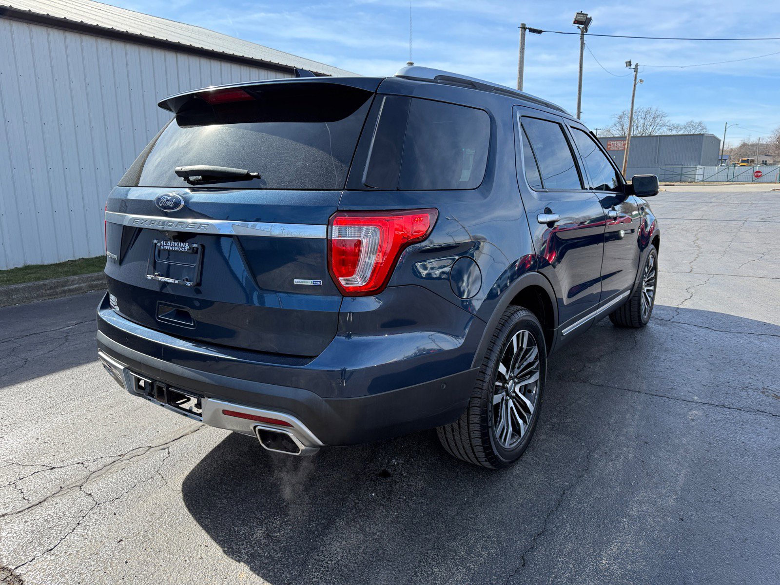 2016 Ford Explorer Platinum photo 3