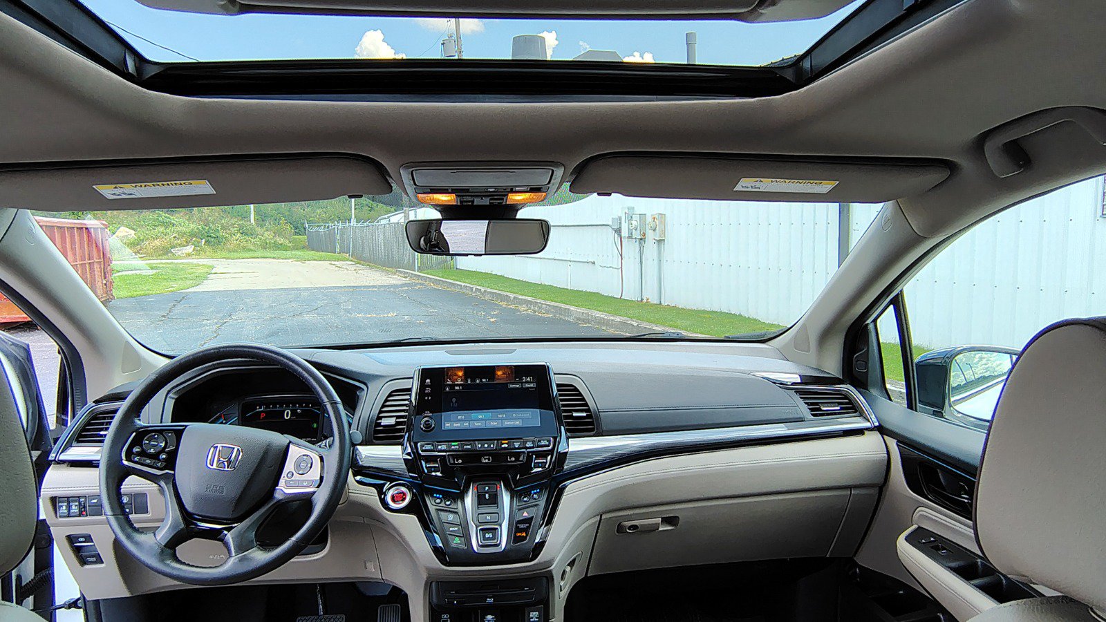 2023 Honda Odyssey Elite - Photo 29