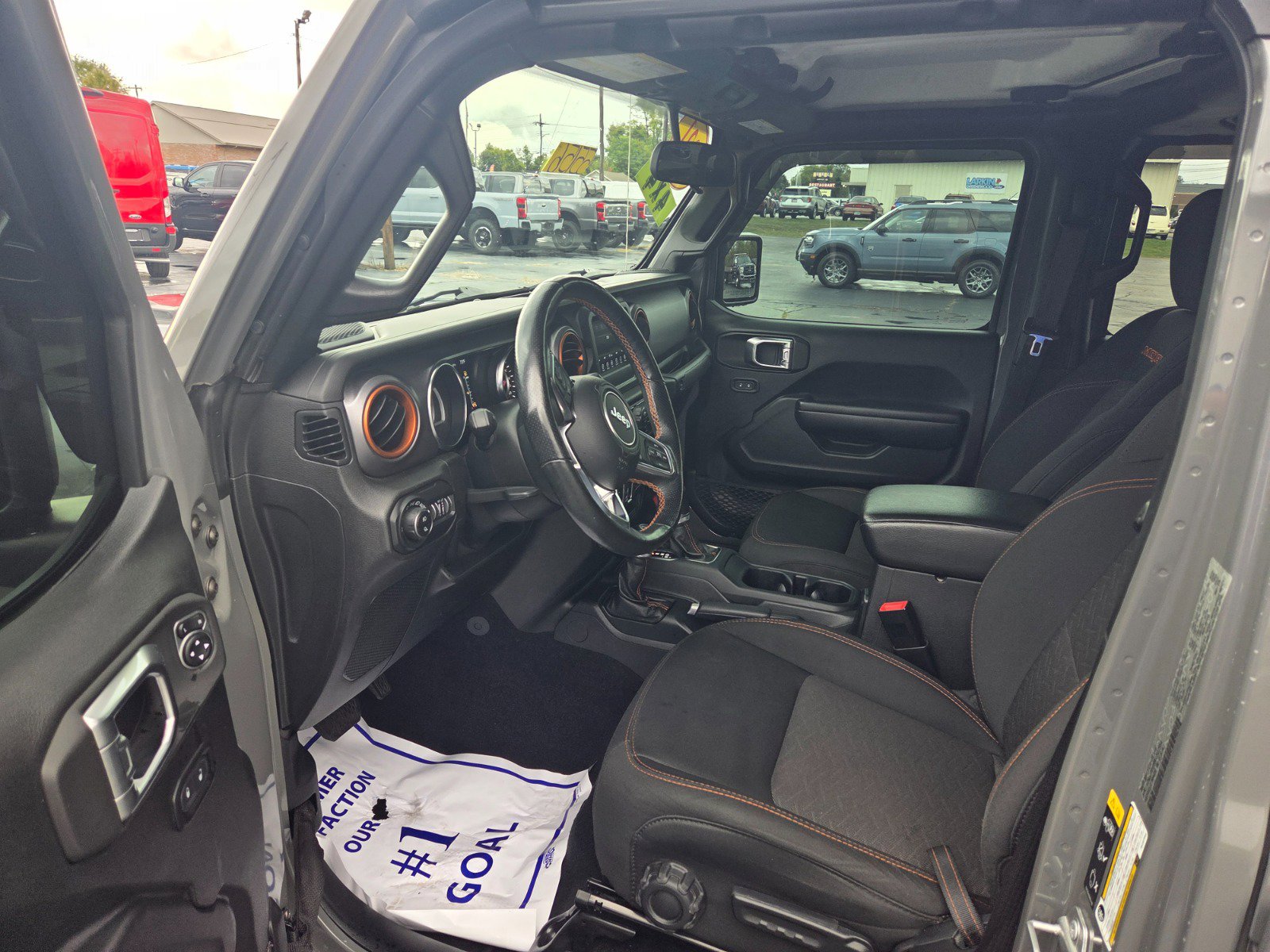 2021 Jeep Gladiator Mojave - Photo 9