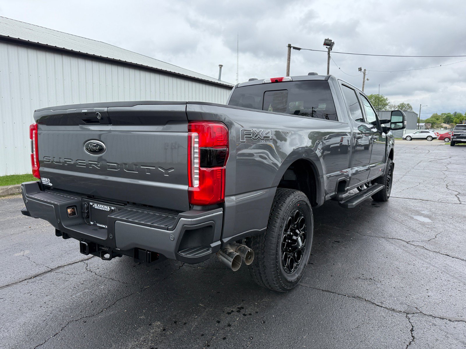 2025 Ford F-350 photo 3