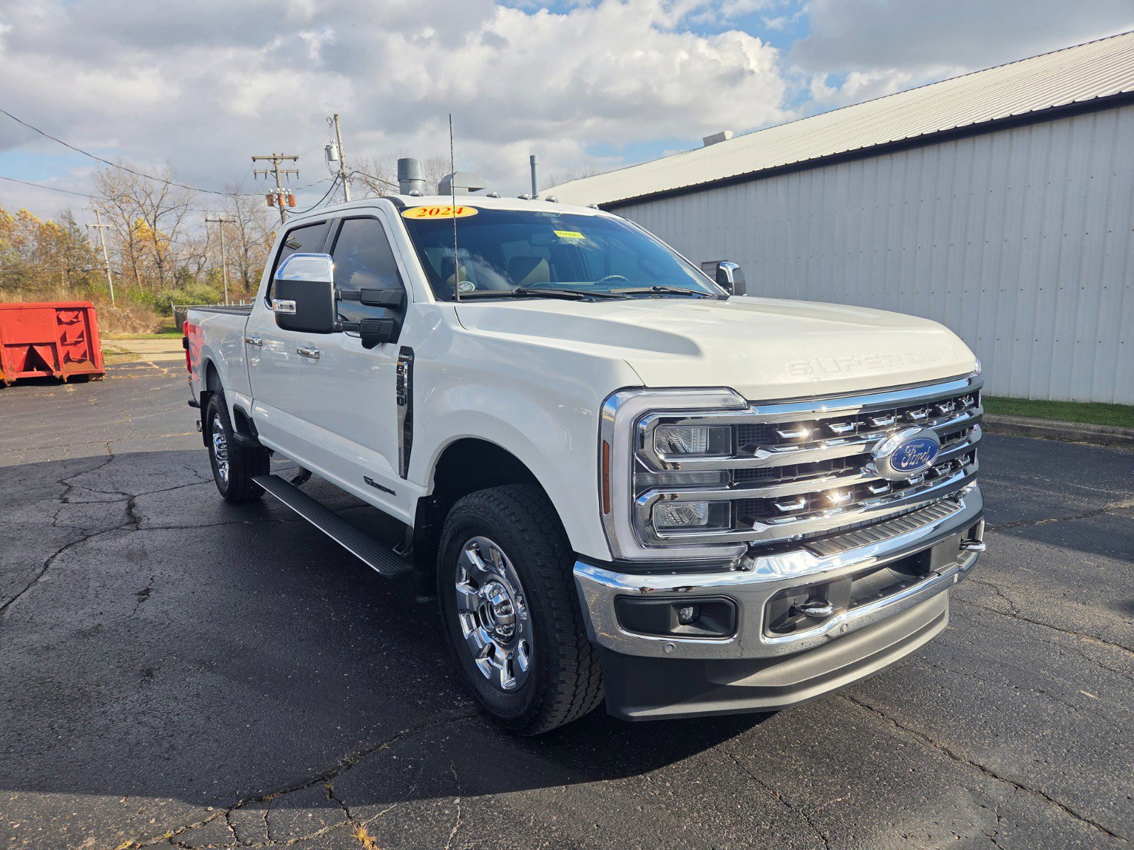 2024 Ford F-350 Super Duty Lariat's photo