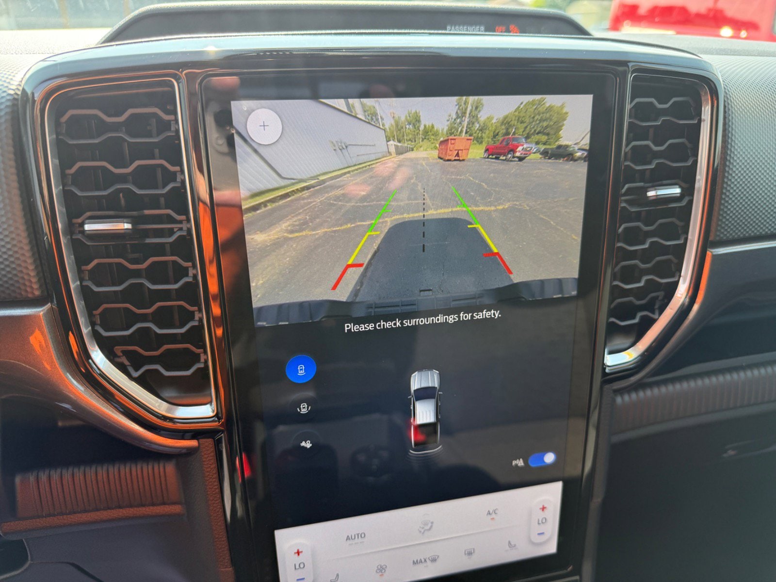 2025 Ford Ranger XLT - Photo 16