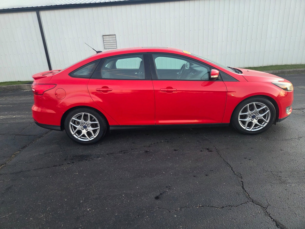 Used 2015 Ford Focus SE Sedan