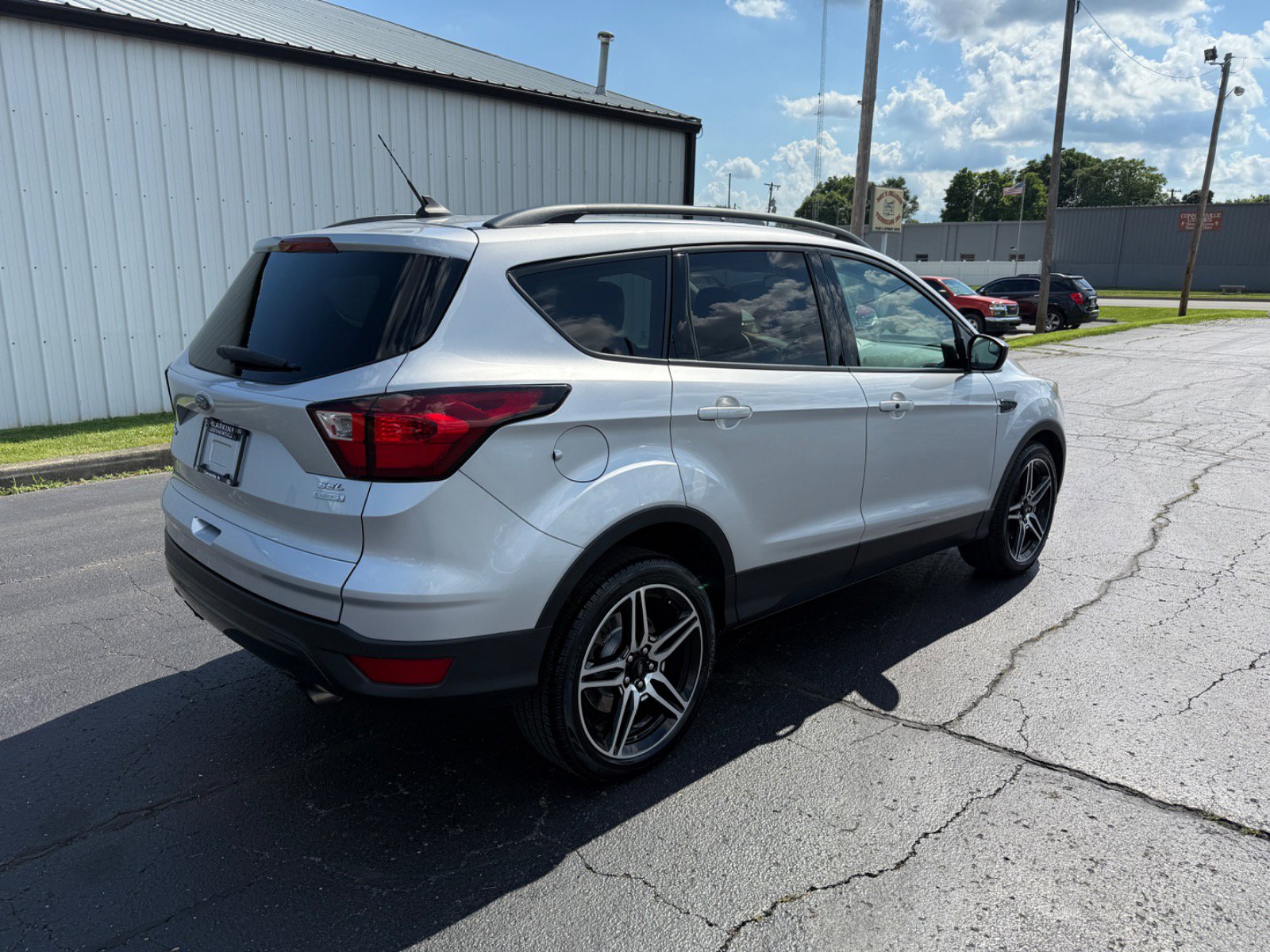 2019 Ford Escape SEL photo 3