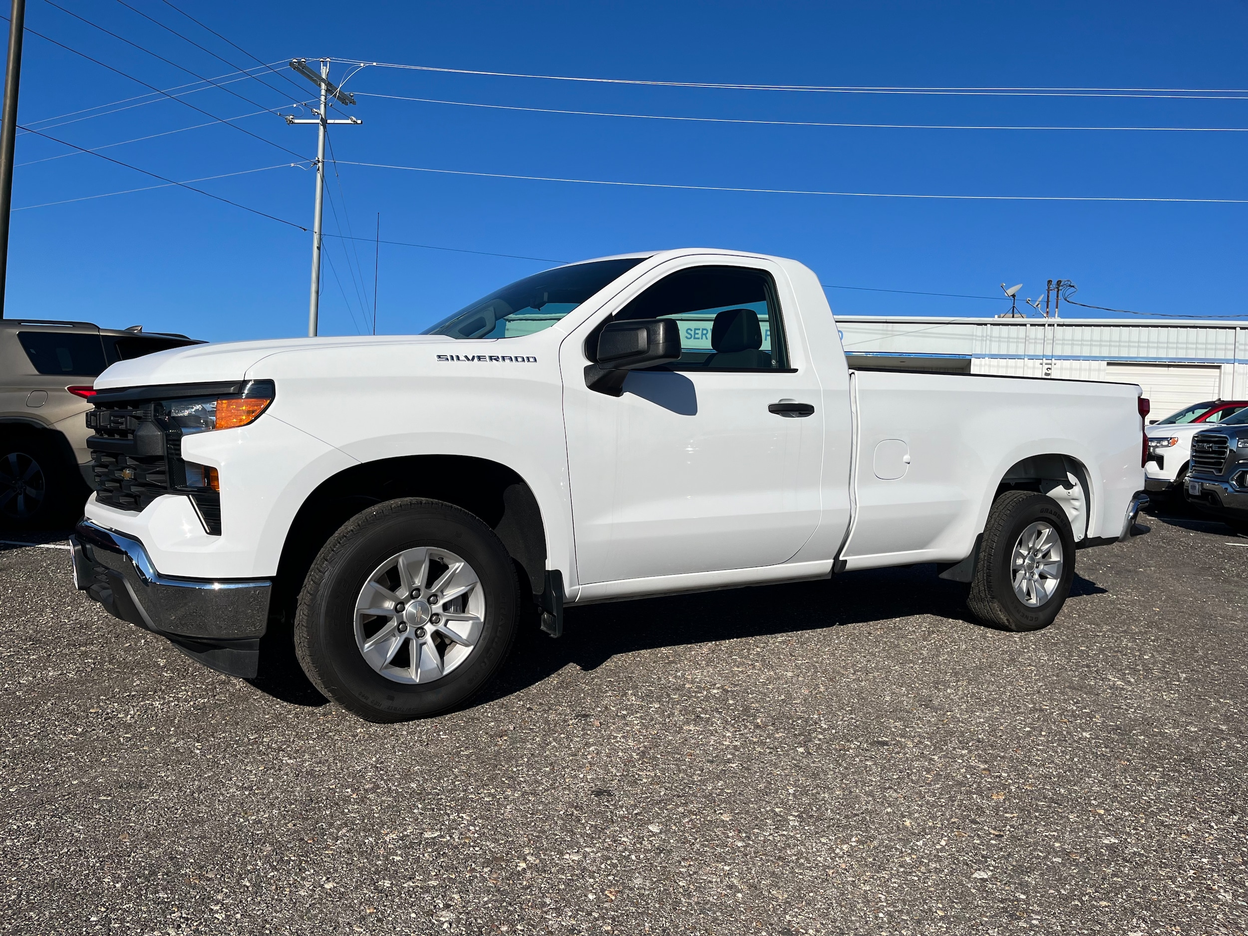 Used 2022 Chevrolet Silverado 1500 Work Truck with VIN 3GCNAAED8NG560100 for sale in Brenham, TX