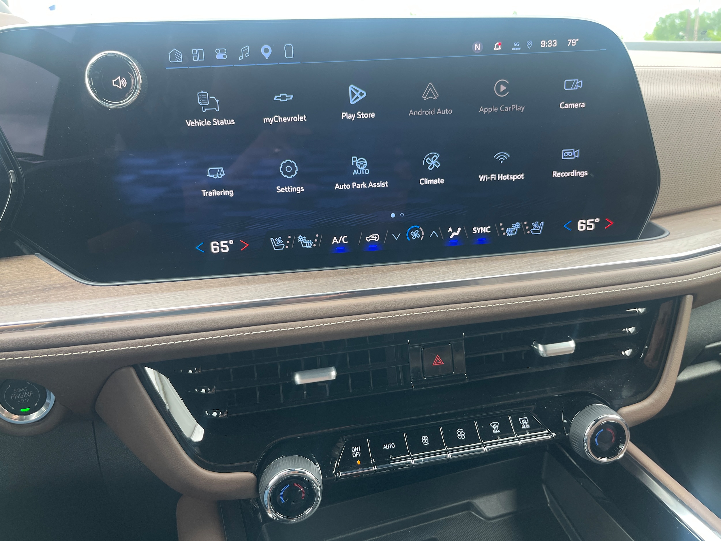2026 Chevrolet Suburban High Country - Photo 15