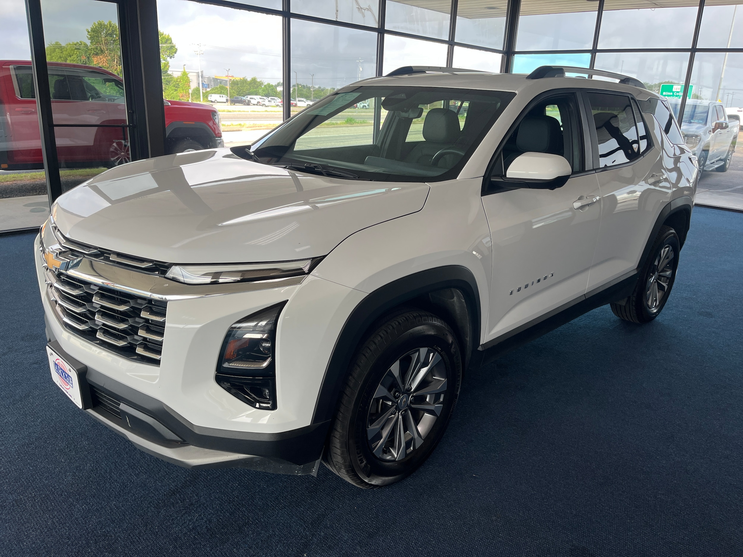 Used 2025 Chevrolet Equinox LT