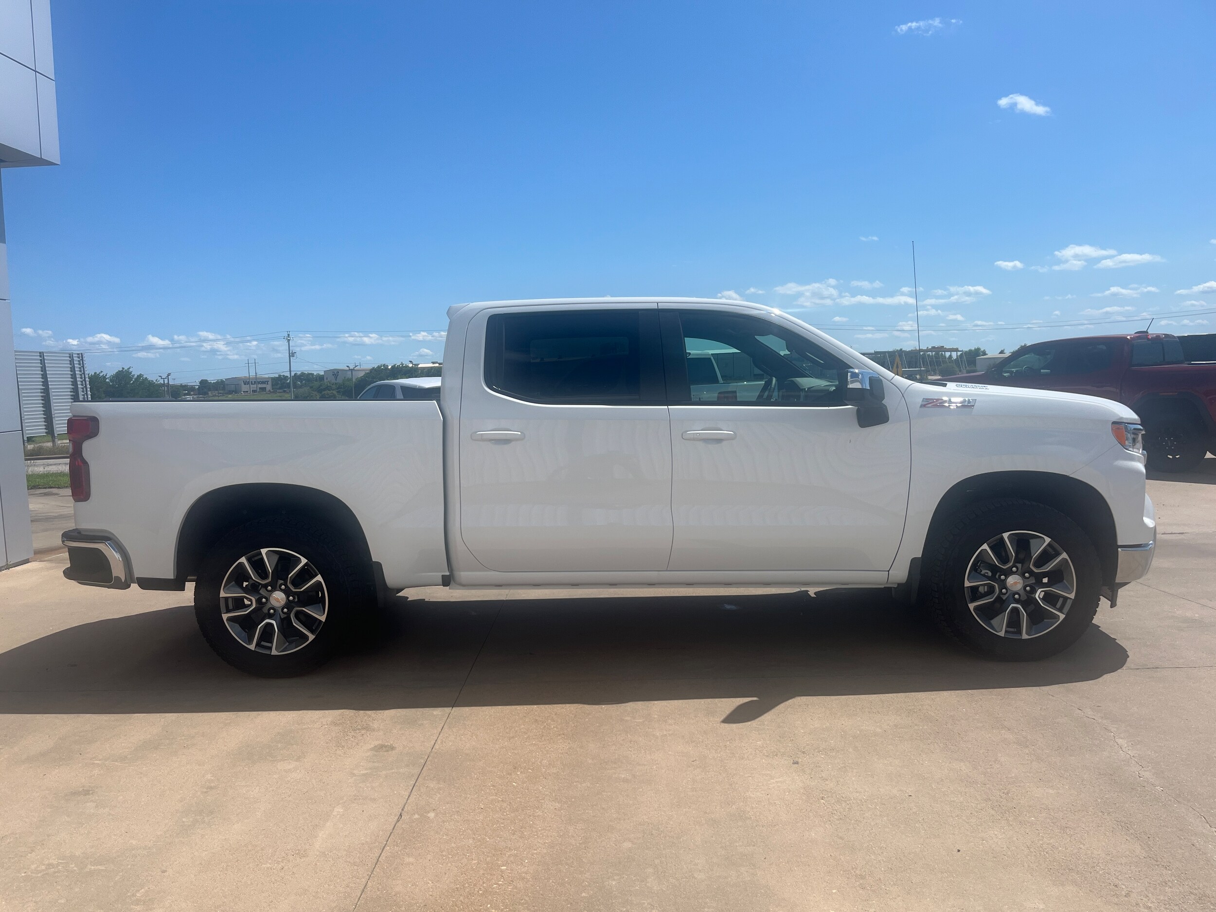 2026 Chevrolet Silverado 1500 LT - Photo 6