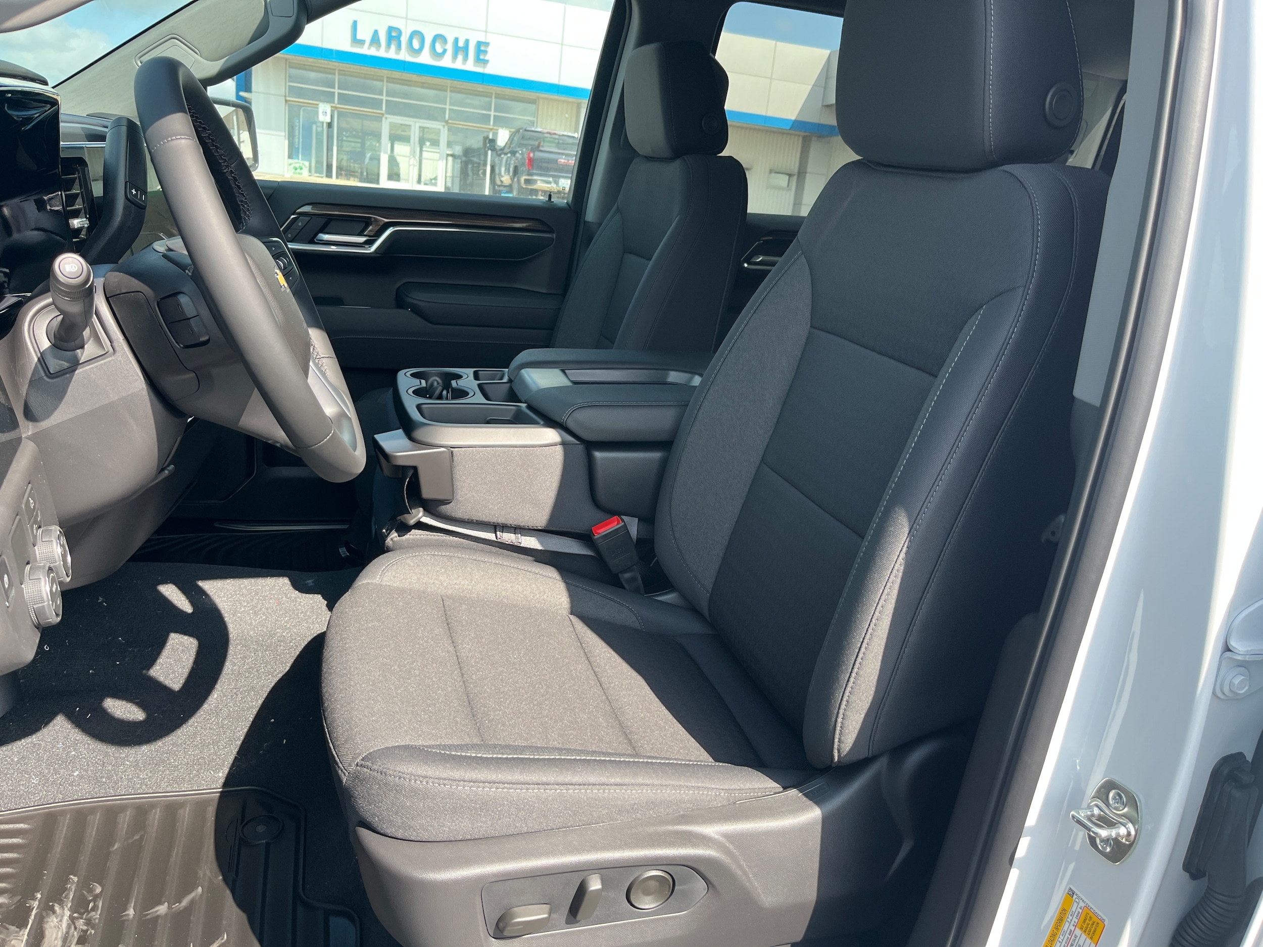 2026 Chevrolet Silverado 1500 LT - Photo 8