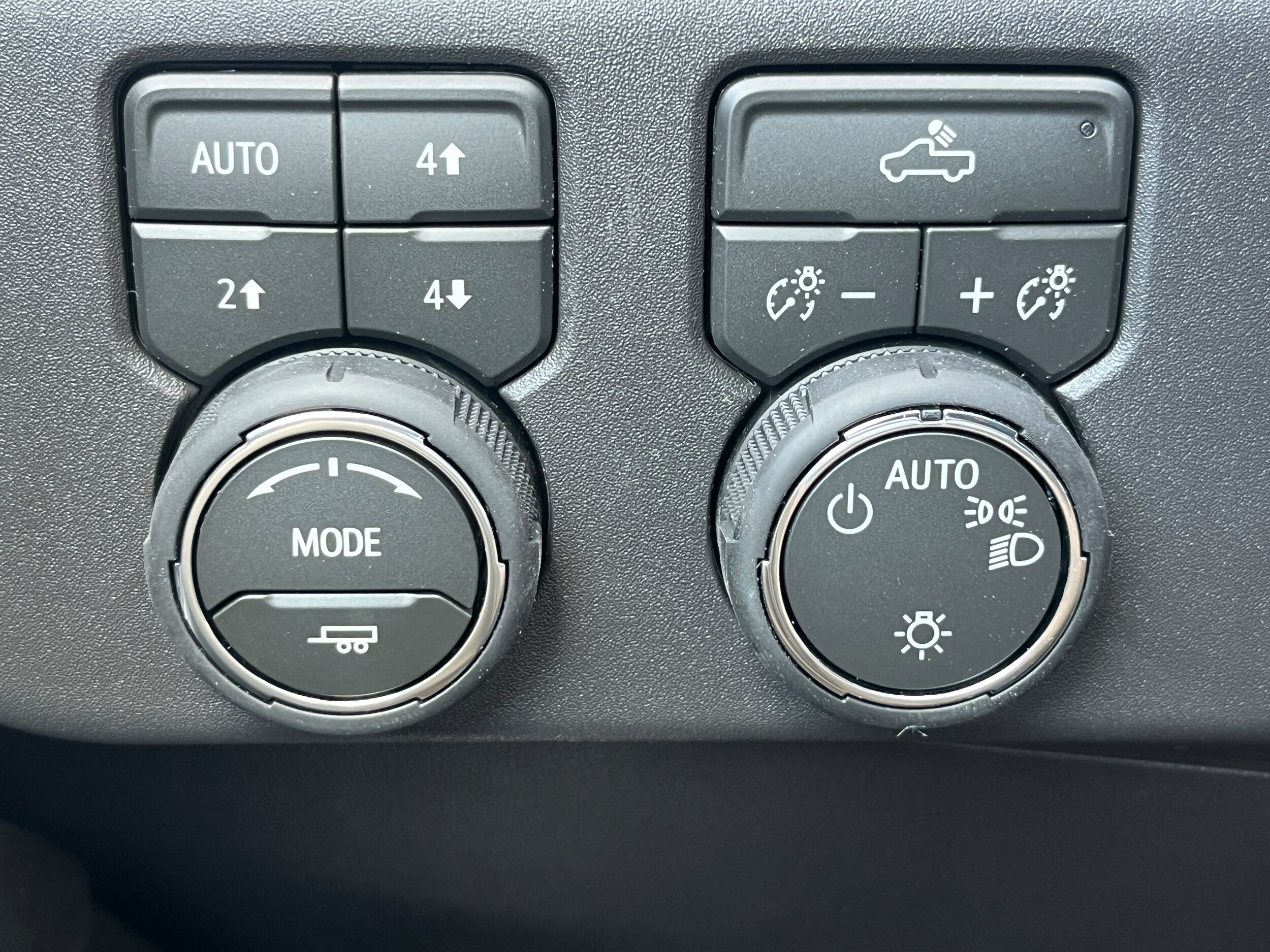 2026 Chevrolet Silverado 1500 LT - Photo 15