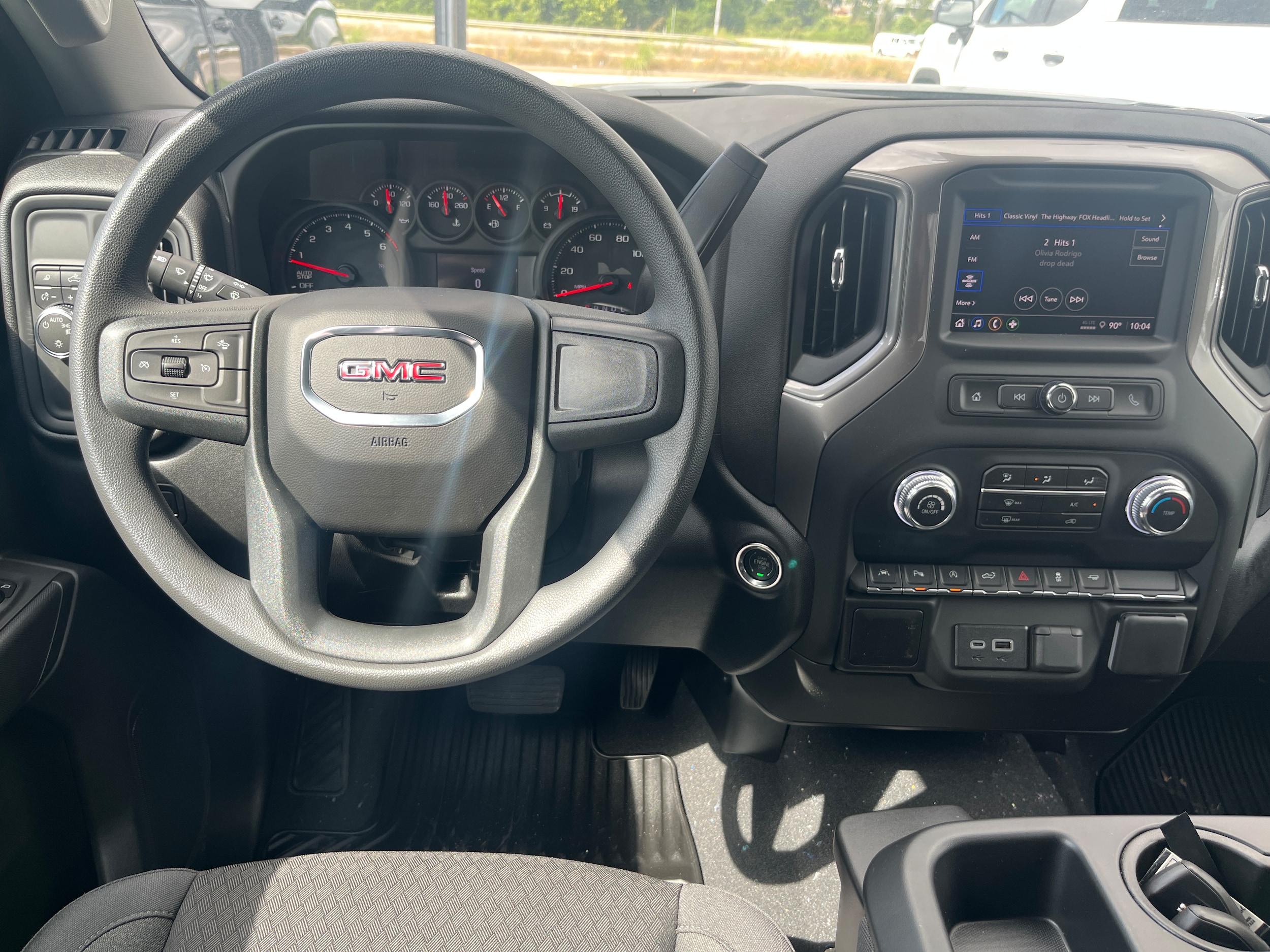 2026 GMC Sierra 1500 Pro - Photo 10