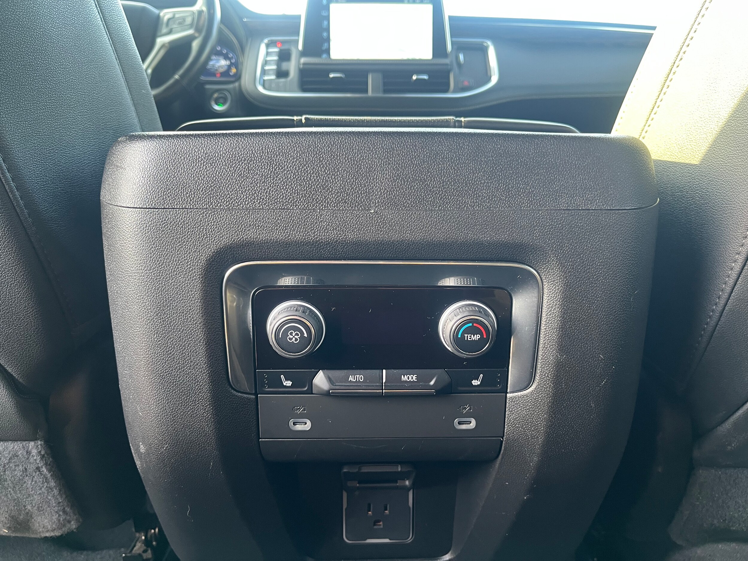 2023 Chevrolet Tahoe Premier - Photo 14