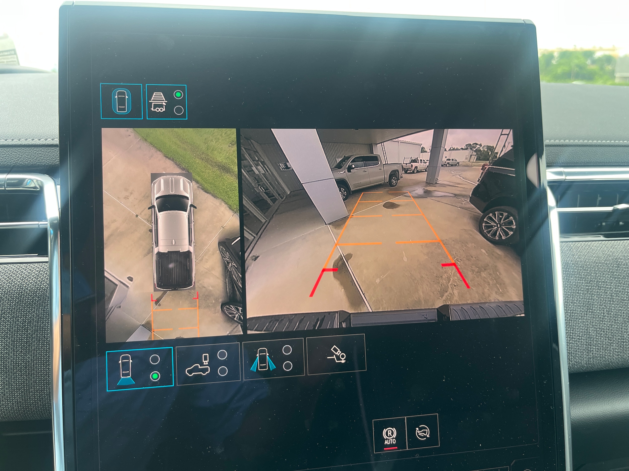 2026 GMC Sierra EV Elevation - Photo 15