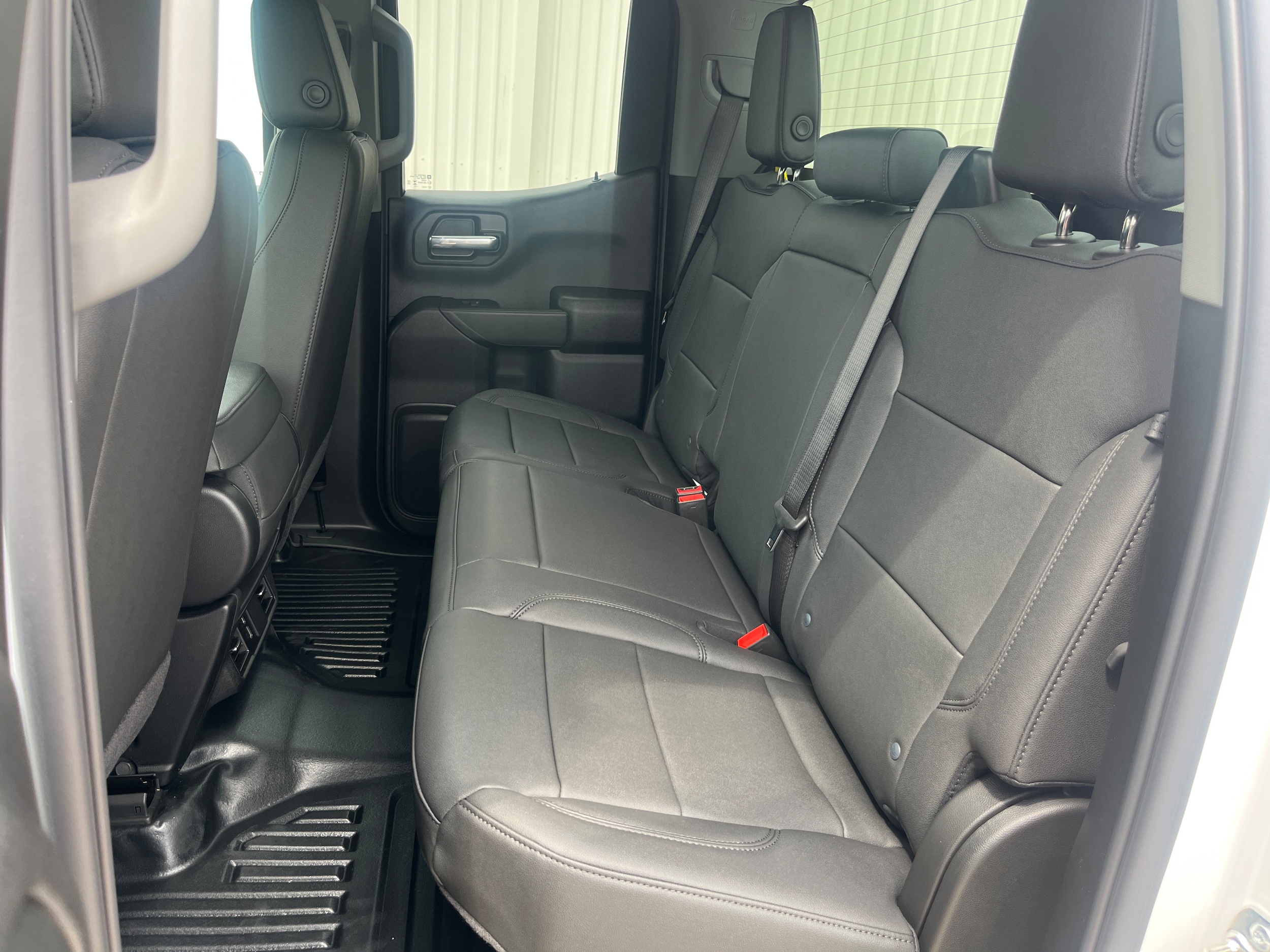 2026 GMC Sierra 1500 Pro - Photo 9
