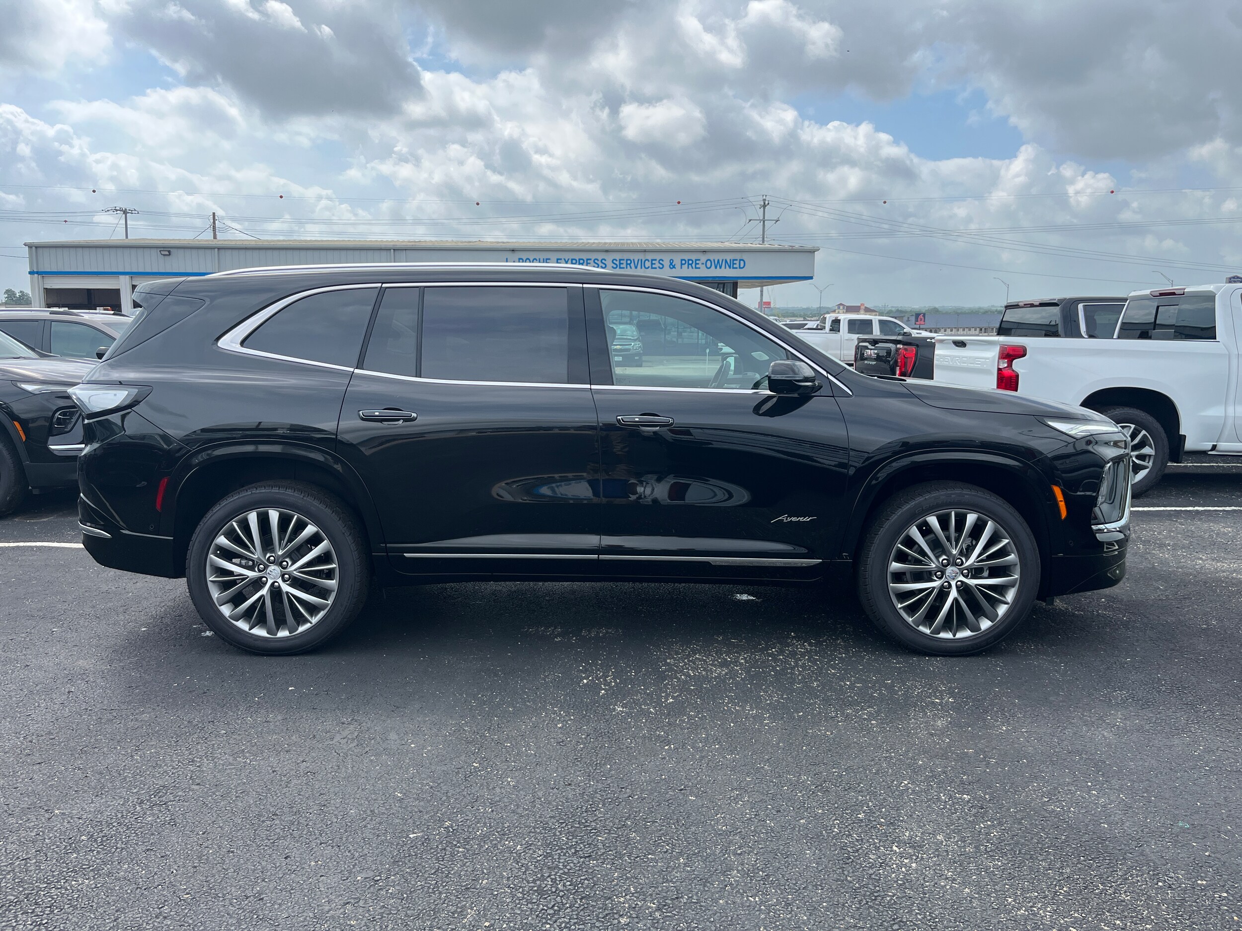 2026 Buick Enclave Avenir - Photo 5