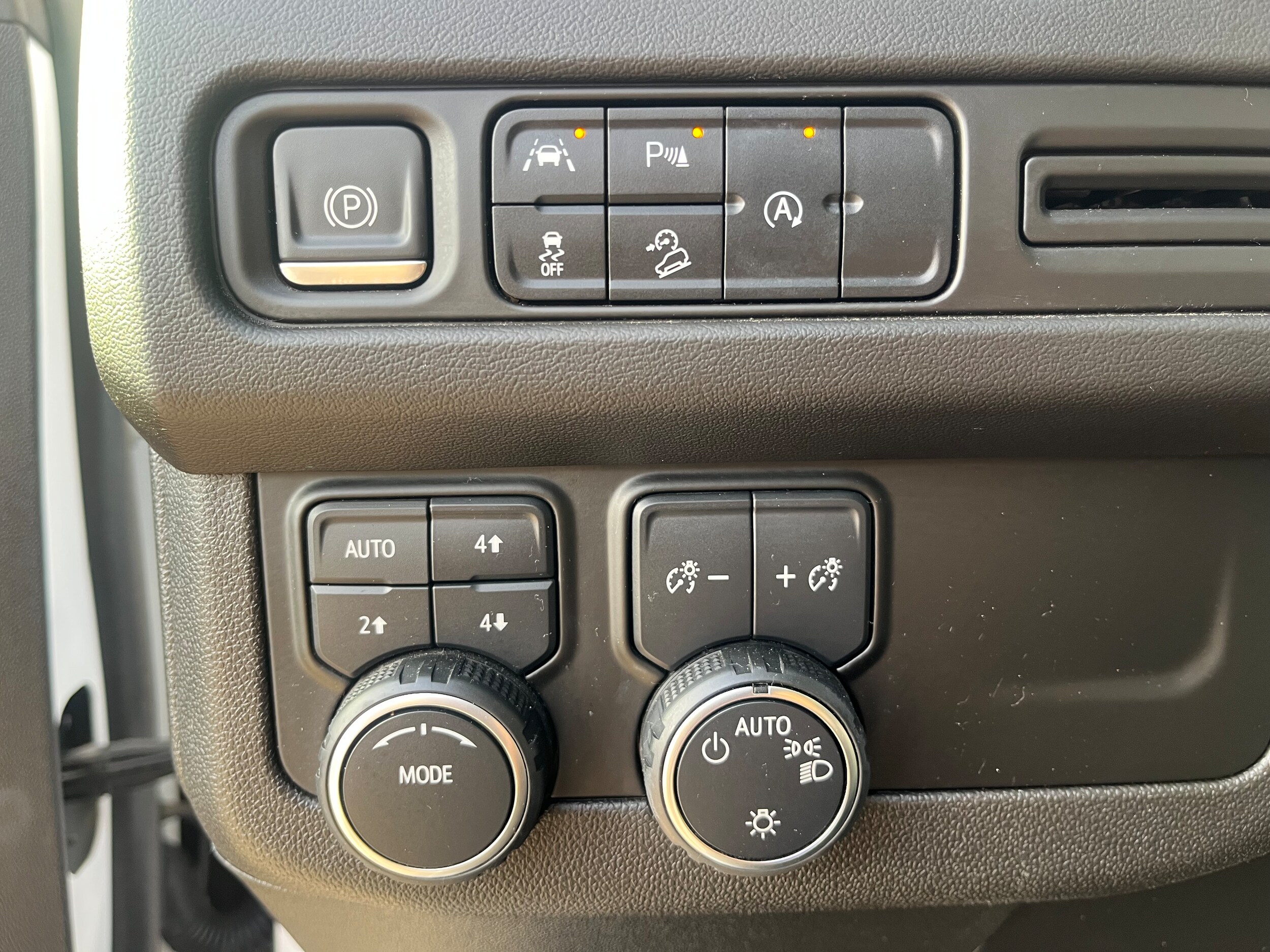 2023 Chevrolet Tahoe Premier - Photo 23