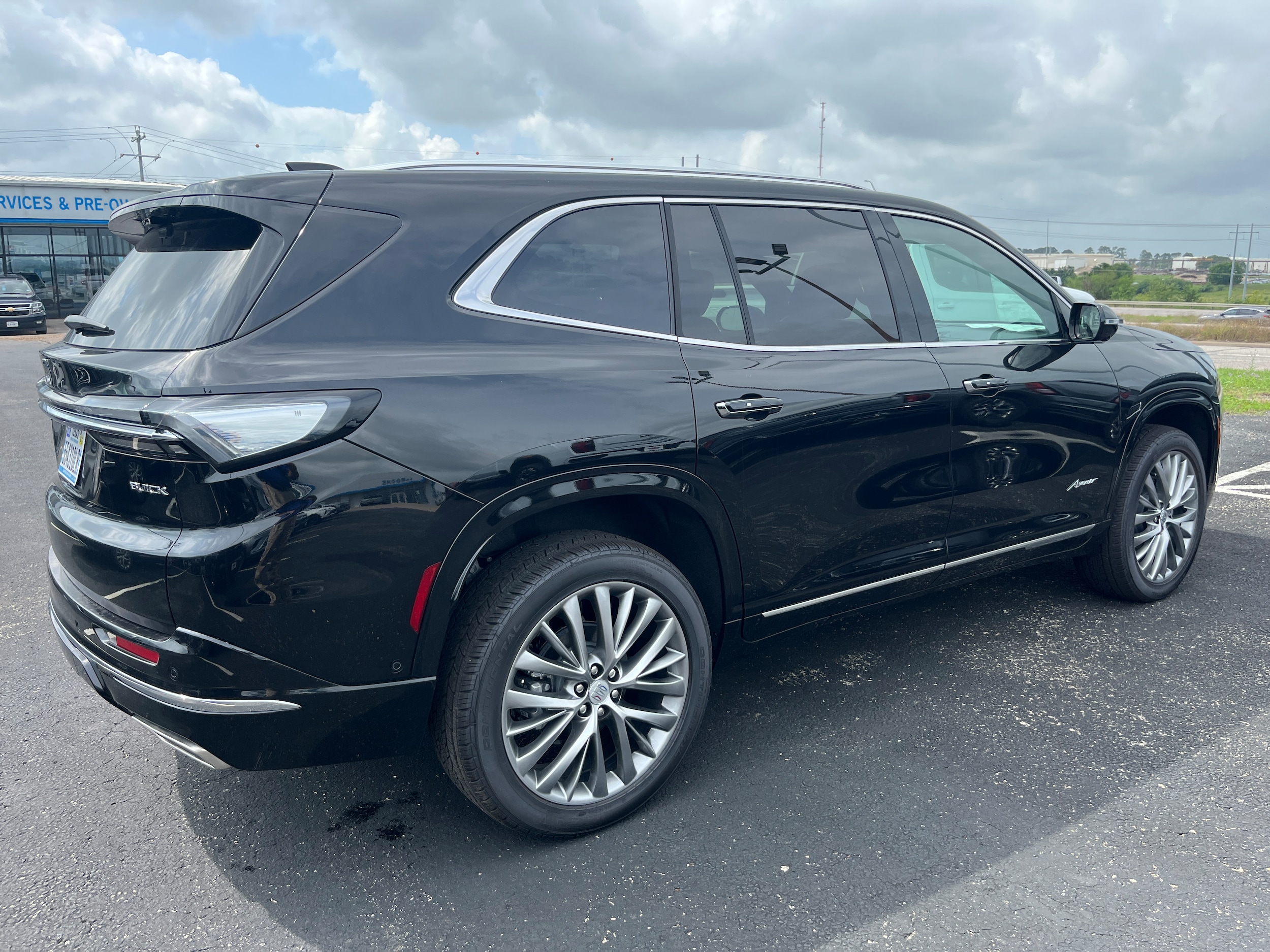 2026 Buick Enclave Avenir - Photo 4
