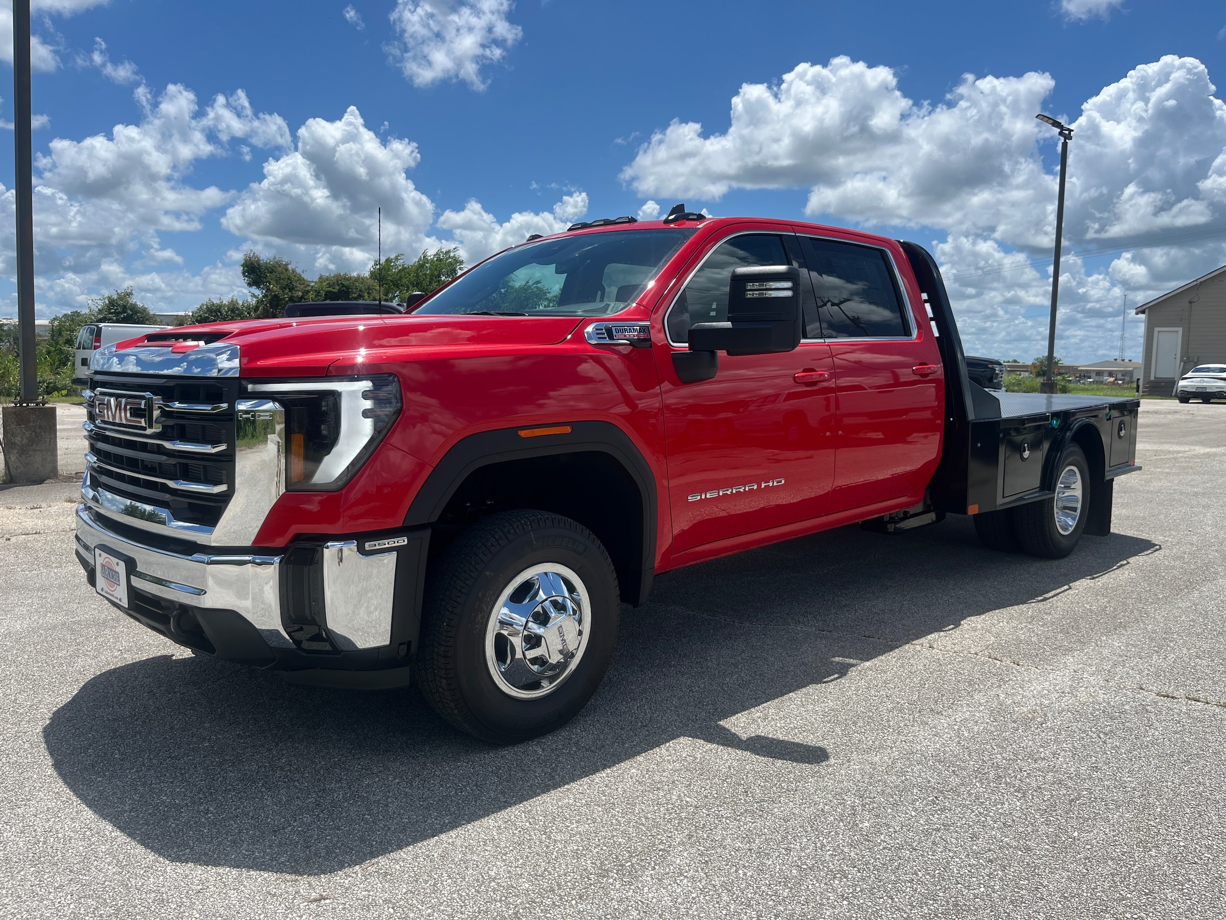 2026 GMC Sierra 4WD Crew Cab Chassis SLE's photo