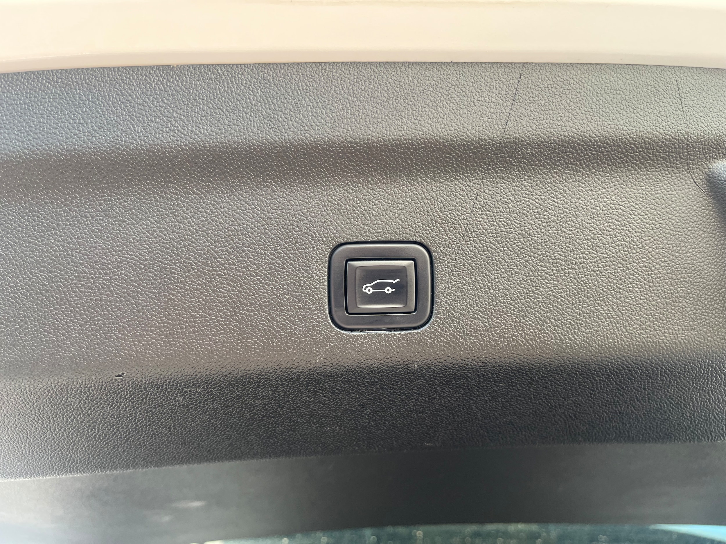 2023 Chevrolet Tahoe Premier - Photo 20